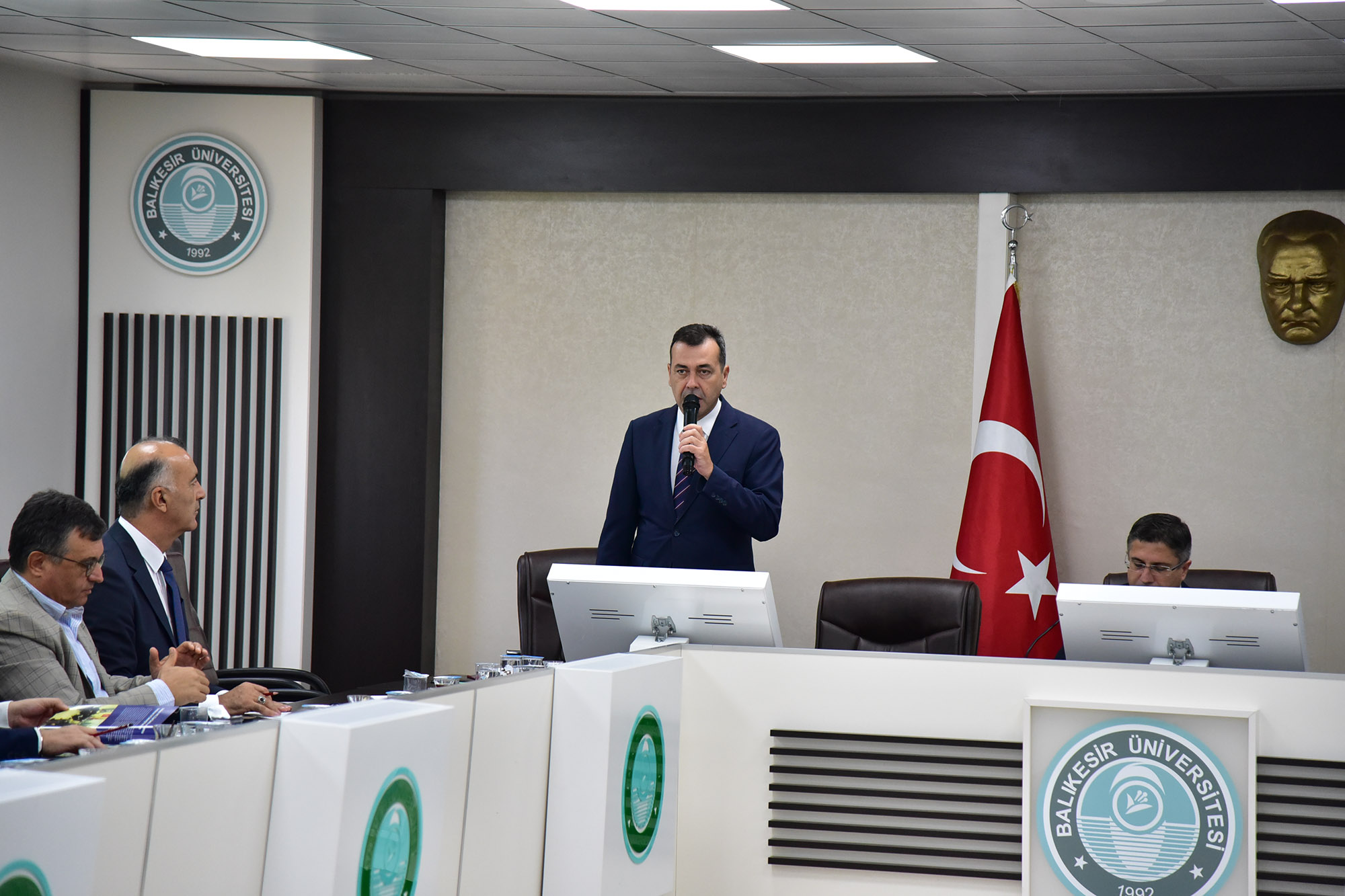 Üniversite ve Şehir Arasında Köprü: Balıkesir Üniversitesi Danışma Kurulu İlk Toplantısını Yaptı 10