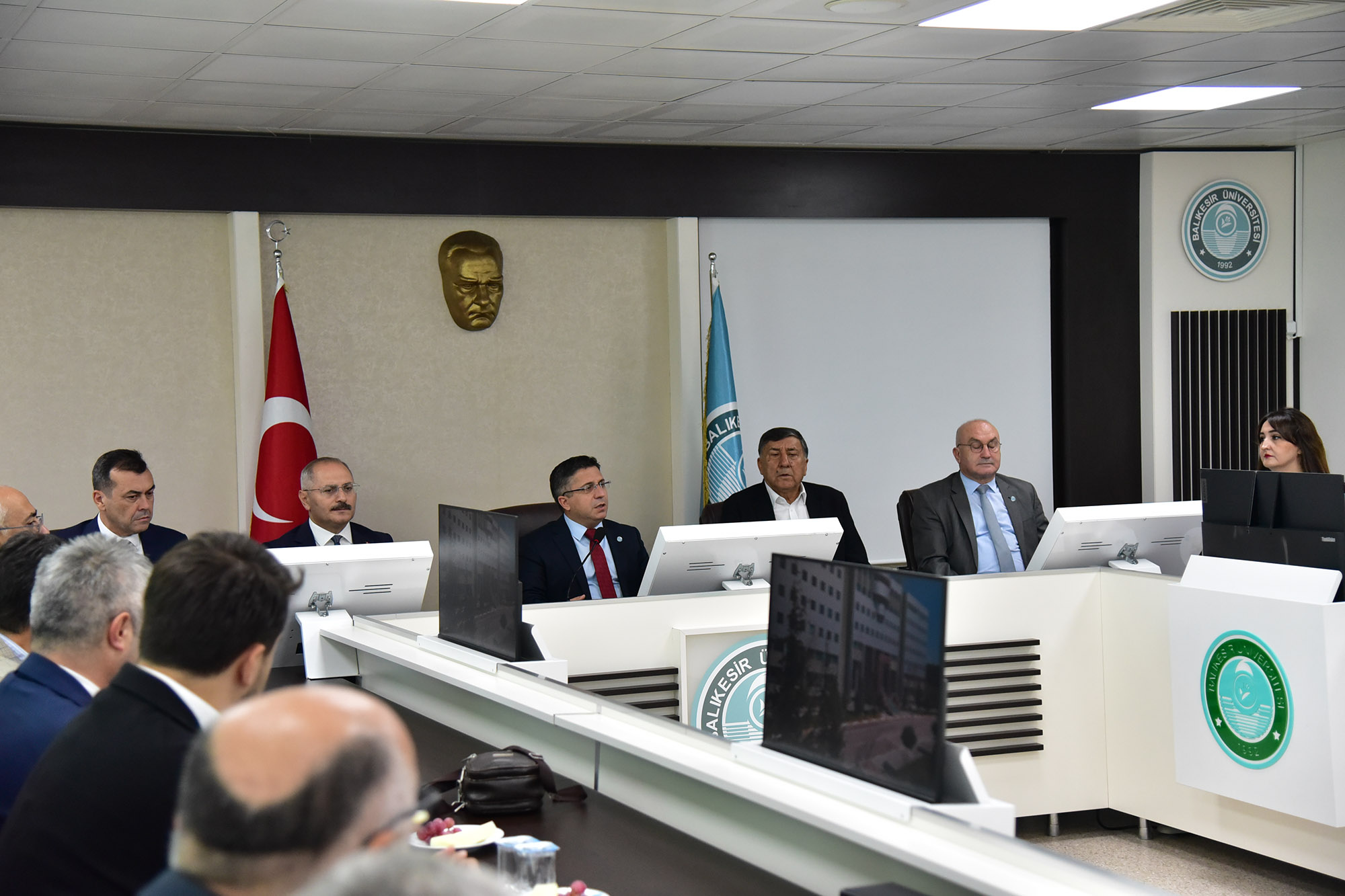 Üniversite ve Şehir Arasında Köprü: Balıkesir Üniversitesi Danışma Kurulu İlk Toplantısını Yaptı 5
