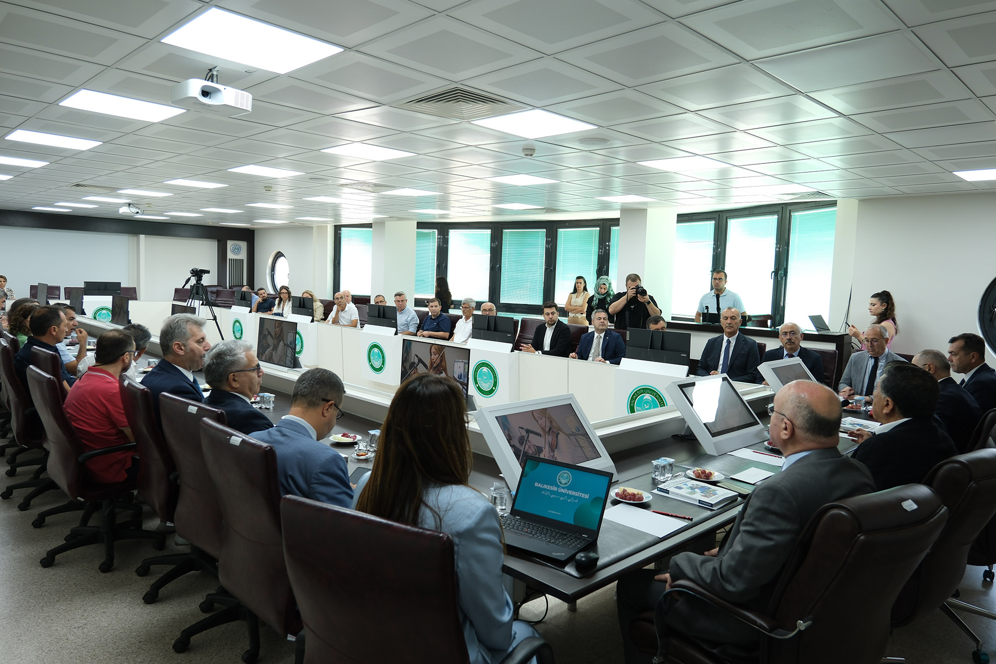 Üniversite ve Şehir Arasında Köprü: Balıkesir Üniversitesi Danışma Kurulu İlk Toplantısını Yaptı 7