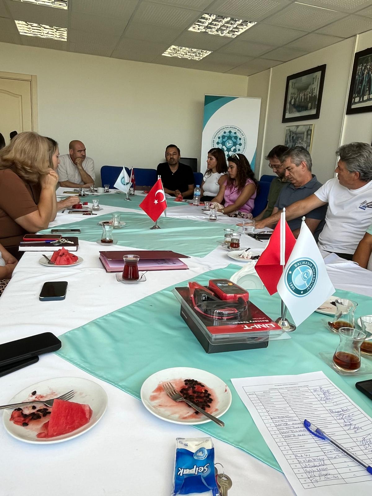 MÜSİAD Balıkesir Şubesi’nden Balıkesir MYO'ya Ziyaret 3