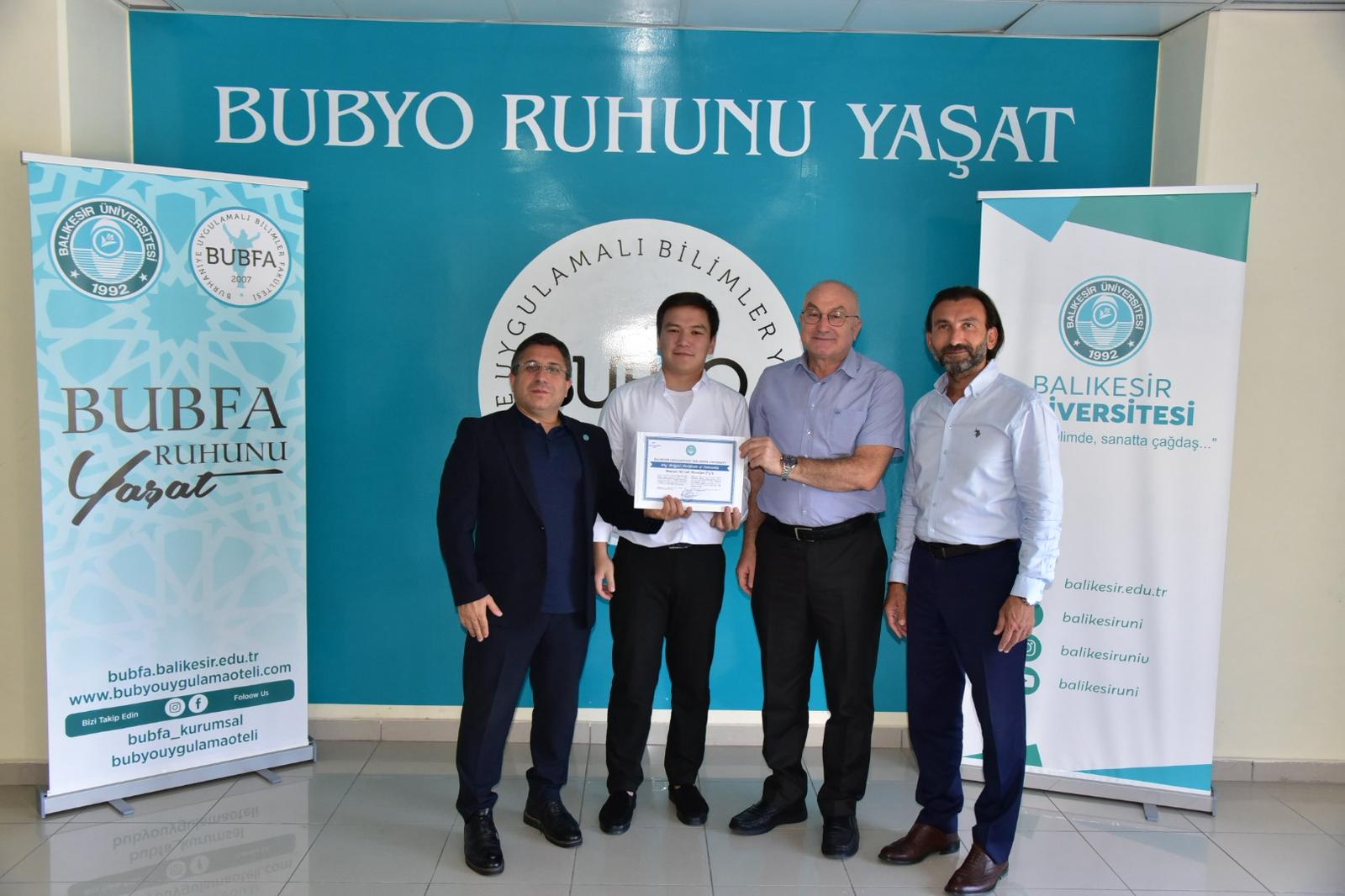 BAÜN’de Uluslararası Staj Başarıyla Tamamlandı: Özbek Öğrenciler Belgelerini Rektör Oğurlu’dan Aldı 6