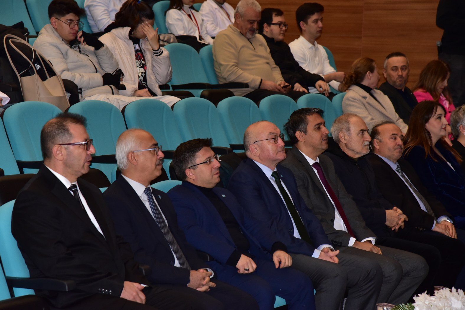 BAÜN’de İleri Teknoloji Eğitimi: Elektron Mikroskobu ile Bilimsel Analiz 2
