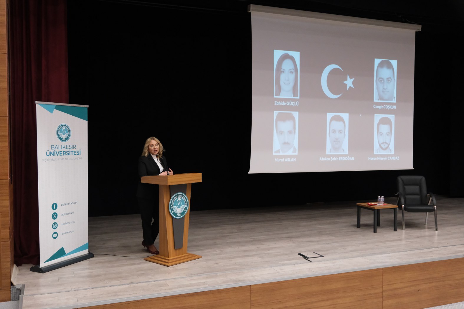 Balıkesir Üniversitesi’nde Havacılık Sektöründe AR-GE ve Üniversite-Sanayi İşbirliği Konferansı 3