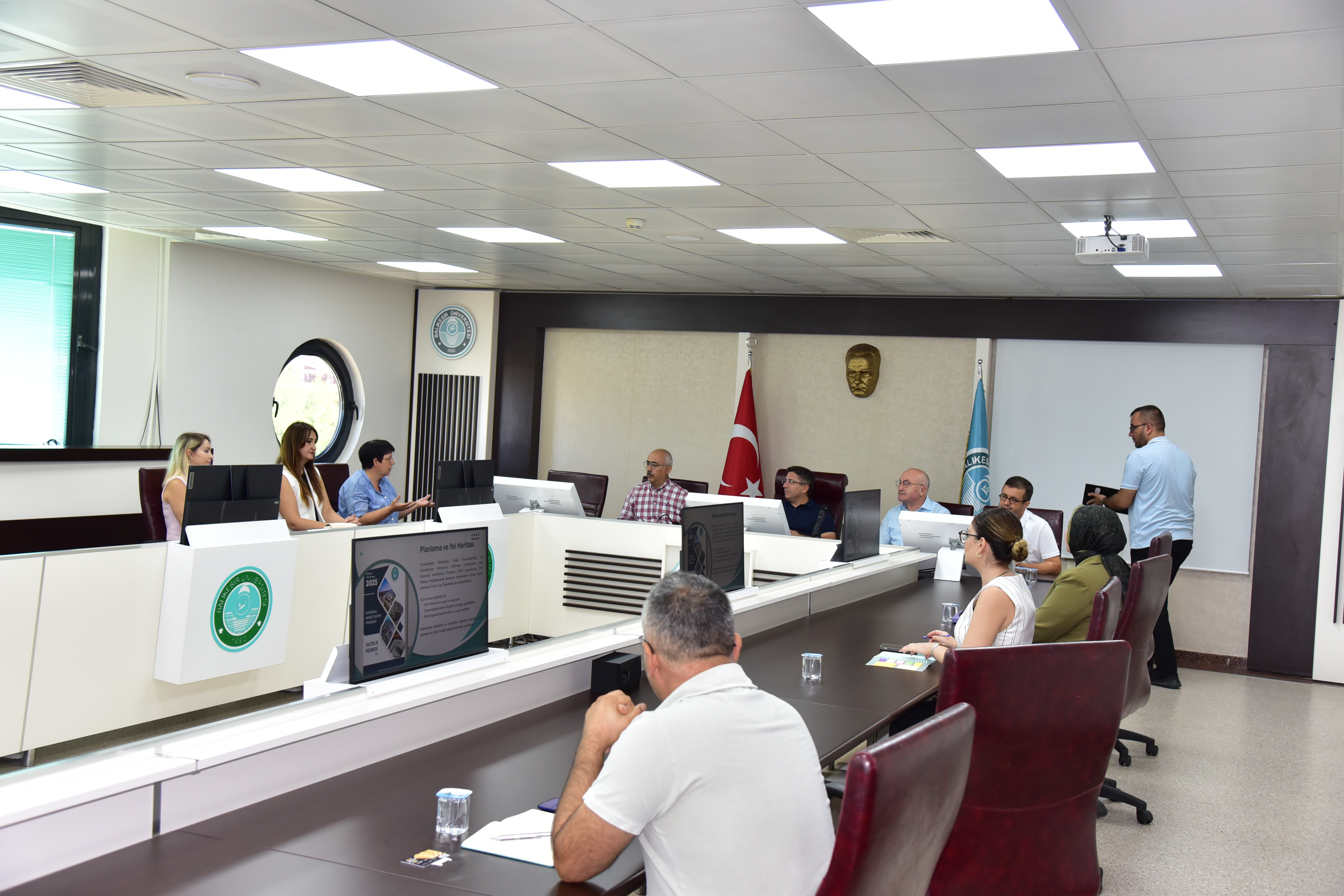 BAÜN, Akreditasyon Sürecinde İlerliyor: Kurumsal Akreditasyon Bilgilendirme Toplantısı Yapıldı 3