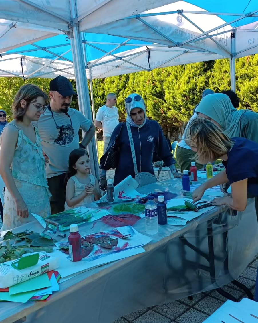 As part of the 5th Aromatherapy Festival, the workshop “The Journey of the Plant” was held. 3