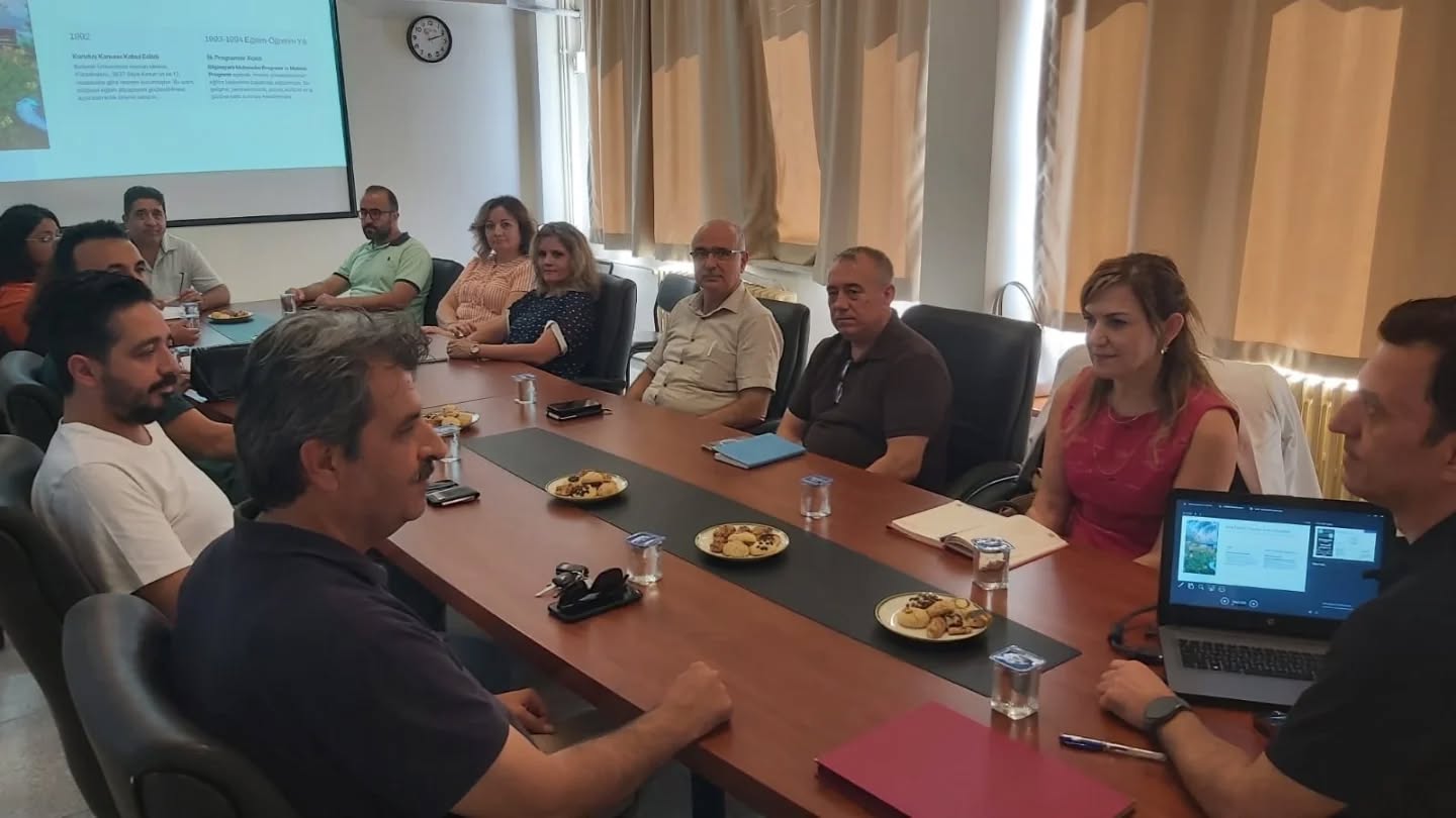 YÜKSEKOKULUMUZ DANIŞMA KURULU TOPLANTISI 1