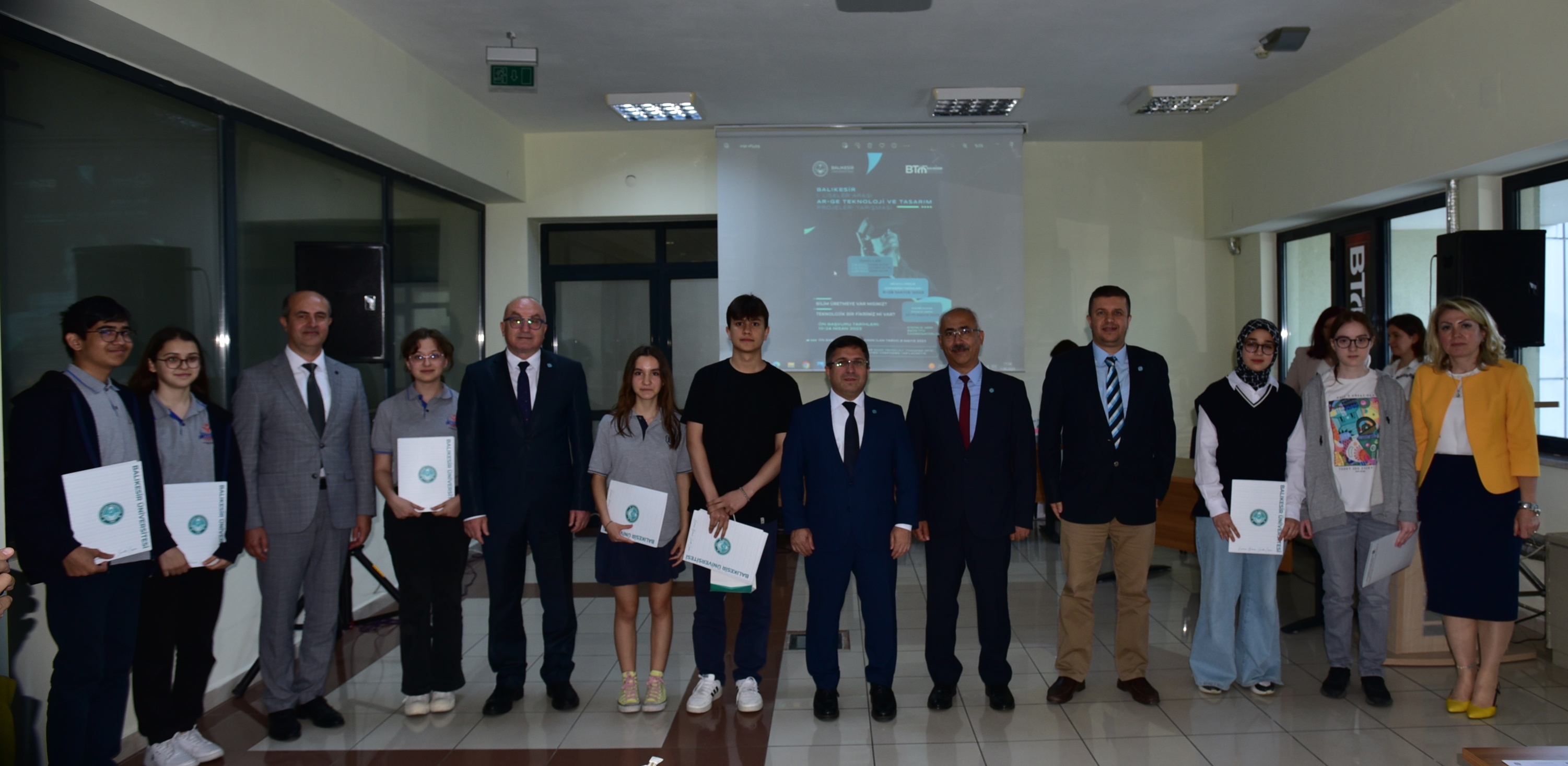 BAÜN’de 1. Liseler Arası AR-GE Teknoloji ve Tasarım Projeleri Yarışması Düzenlendi 1