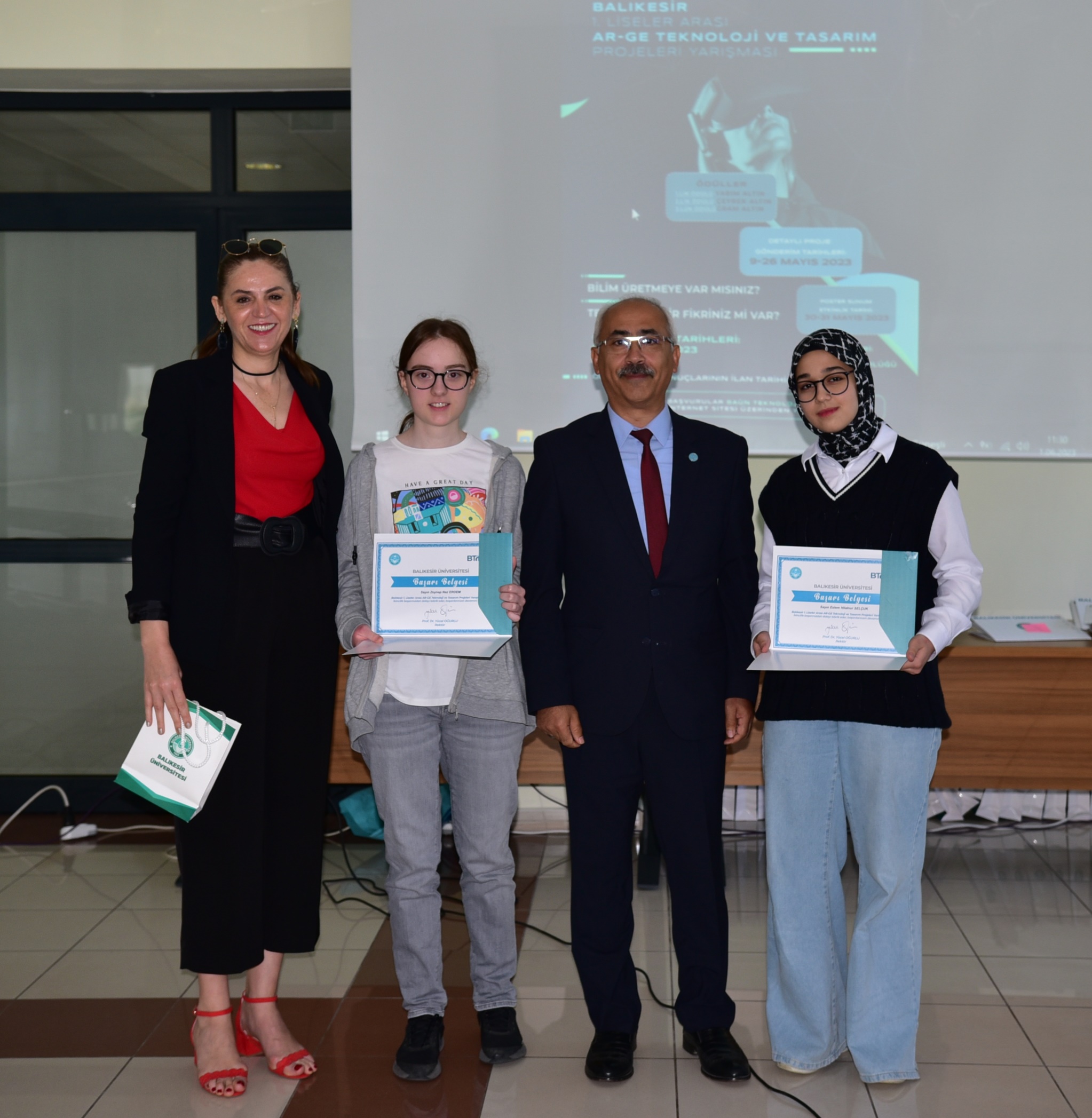 BAÜN’de 1. Liseler Arası AR-GE Teknoloji ve Tasarım Projeleri Yarışması Düzenlendi 13