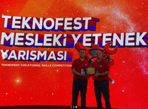 BAÜN’lü Genç Mühendis Adayları 2025 TEKNOFEST’e Damga Vurdu: 1 Birincilik 1 İkincilik 3