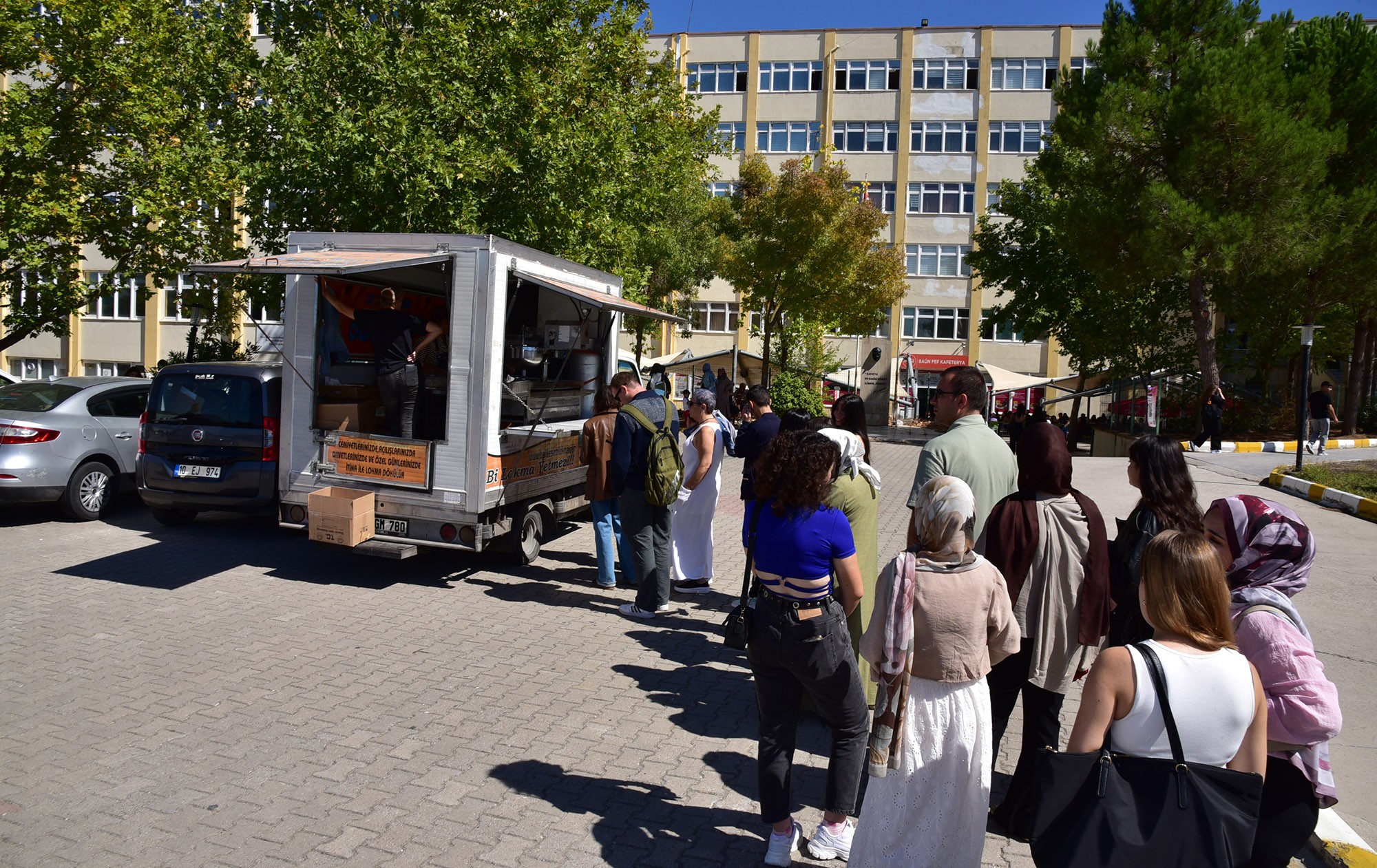 Balıkesir Üniversitesi Vakfından, Ayten-Burhan Erdayı İçin Lokma Hayrı 2