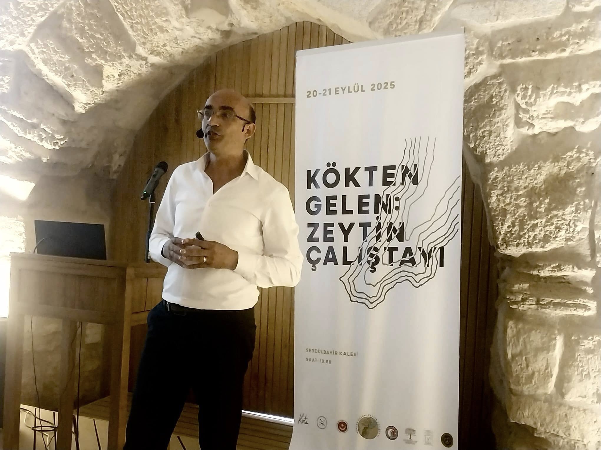 Öğretim Üyemiz tarafından Zeytin Çalıştayında İklim ve Biyoçeşitlilik Sunumu Gerçekleştirildi