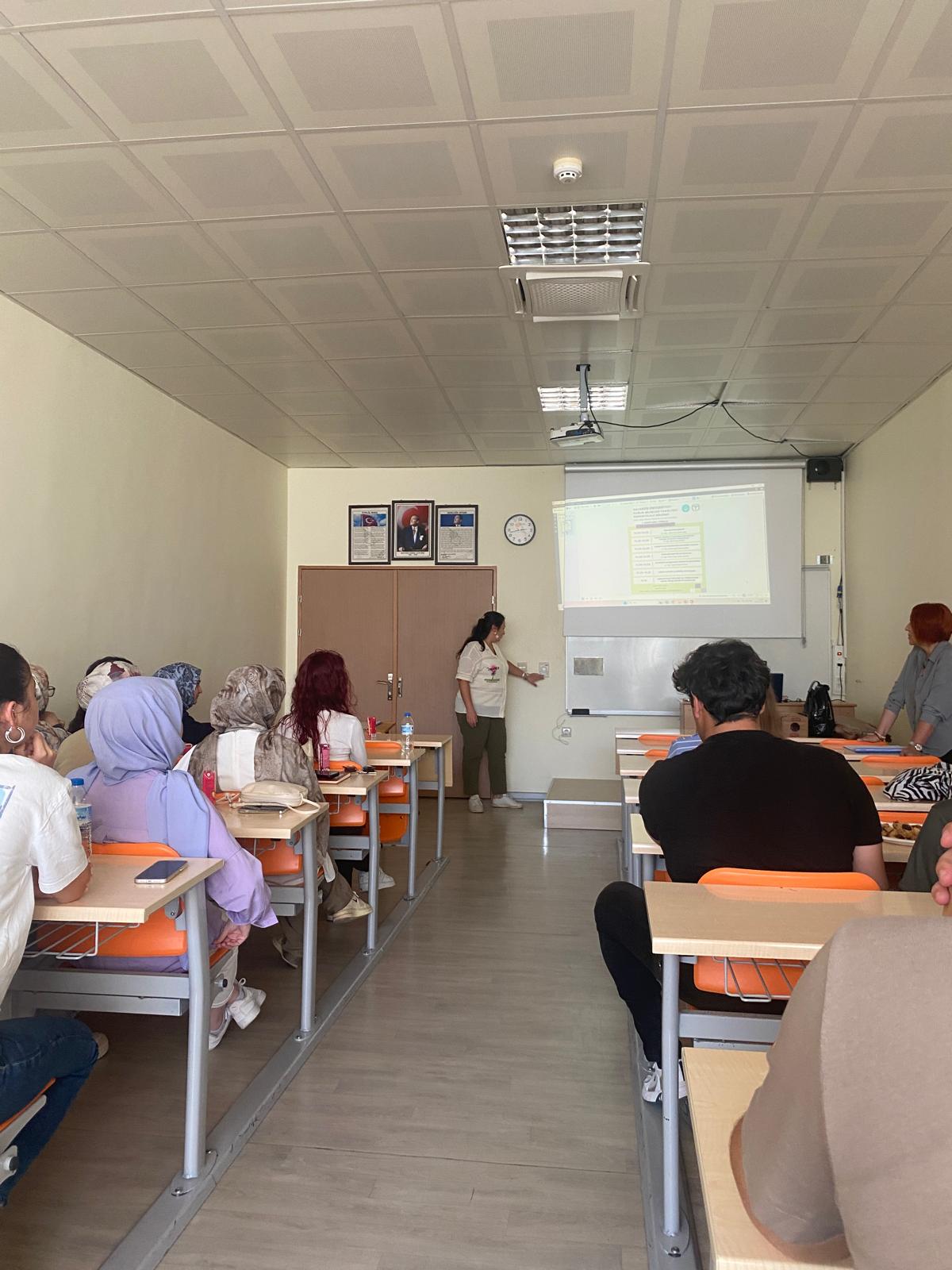 Orientation Program for First-Year Students of the Department of Gerontology 2