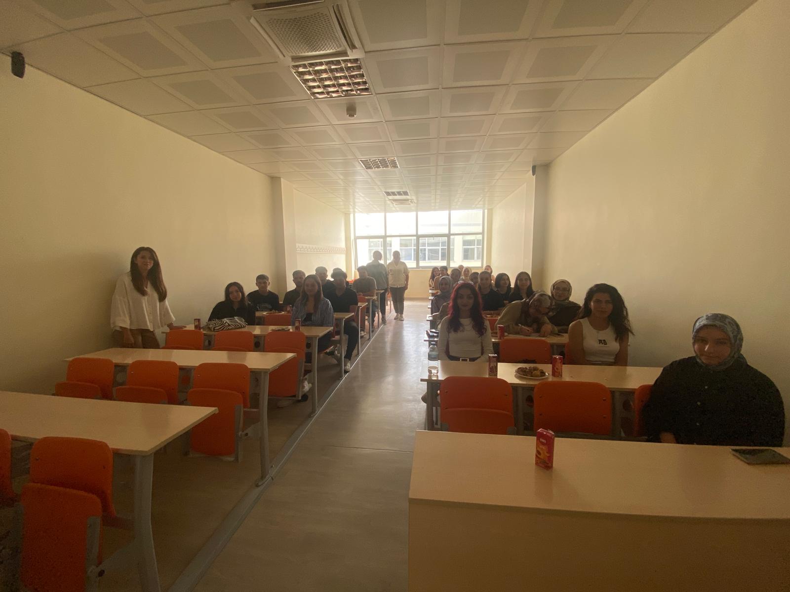 Orientation Program for First-Year Students of the Department of Gerontology 3