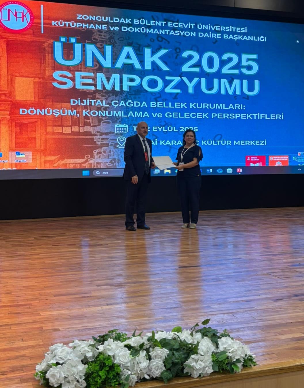 Balıkesir Üniversitesi Kütüphanecilerinden ÜNAK 2025’te Yapay Zekâ ile Kataloglama Sunumu 3