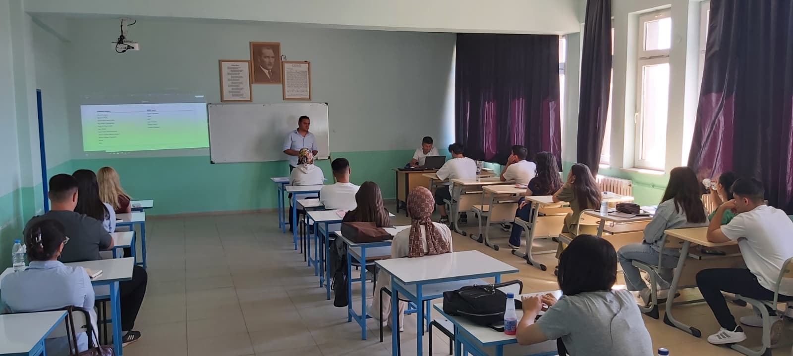 Dursunbey Vocational School Offers Orientation Training and Information on the Public Disclosure Platform (KAP) Guide