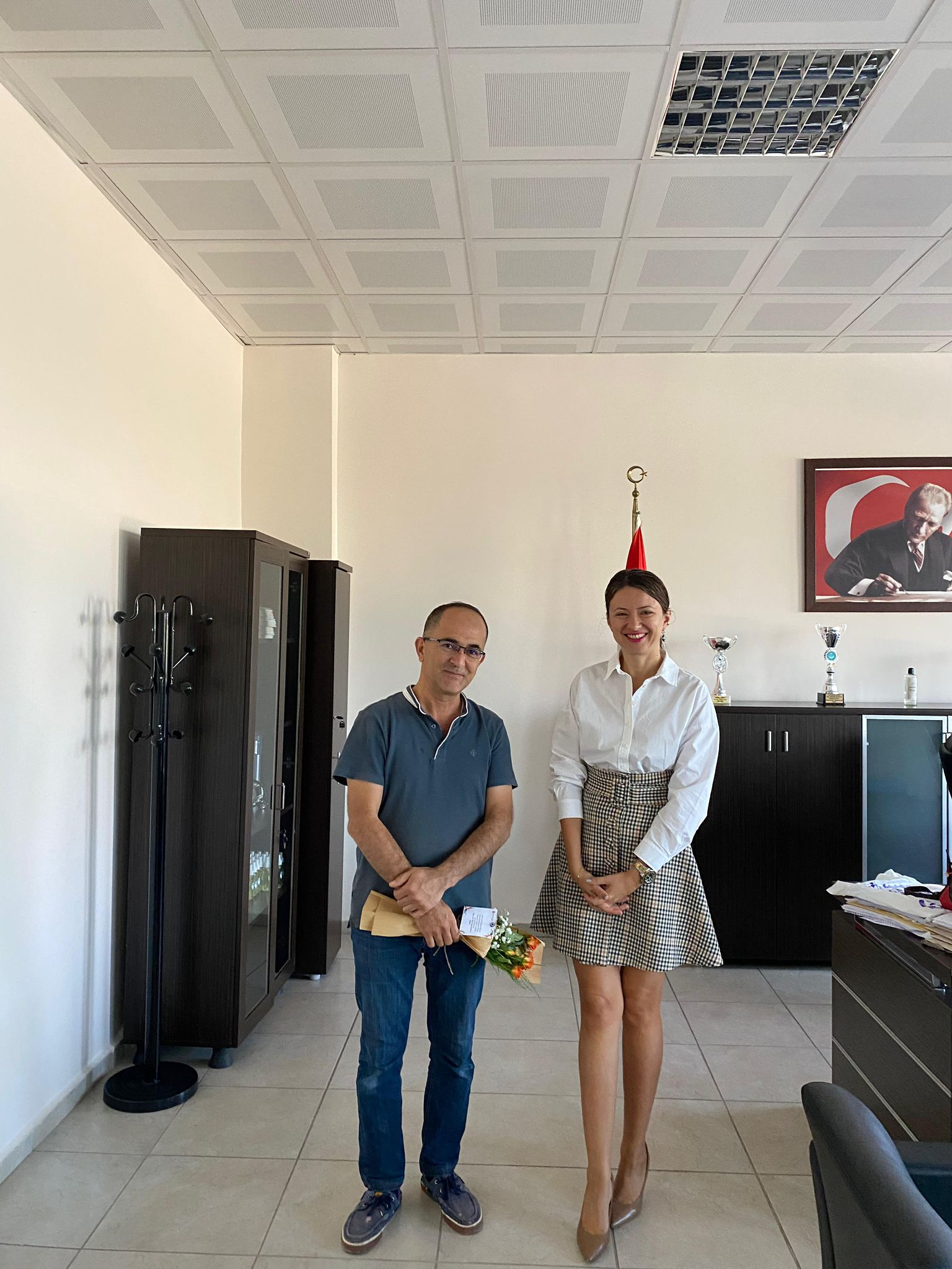 İvrindi Sağlık Hizmetleri Meslek Yüksekokulunda Yeni Döneme Başlangıç Çiçekleri Takdim Edildi 4