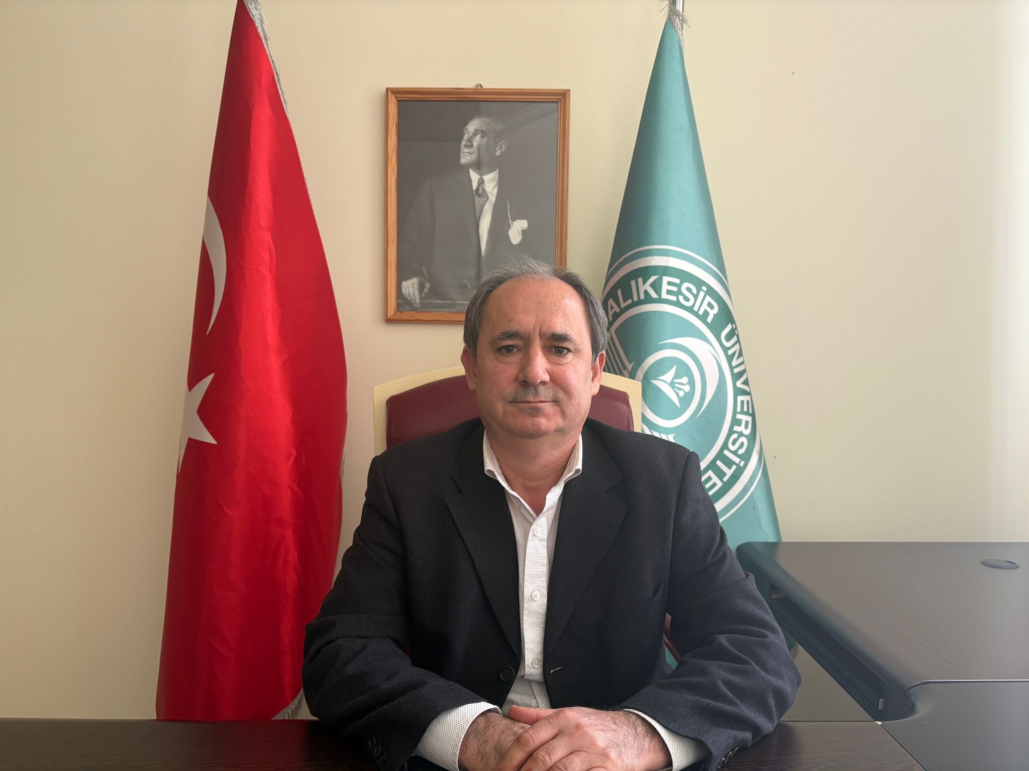 Prof. Dr. İlhan GÜLGÖNÜL