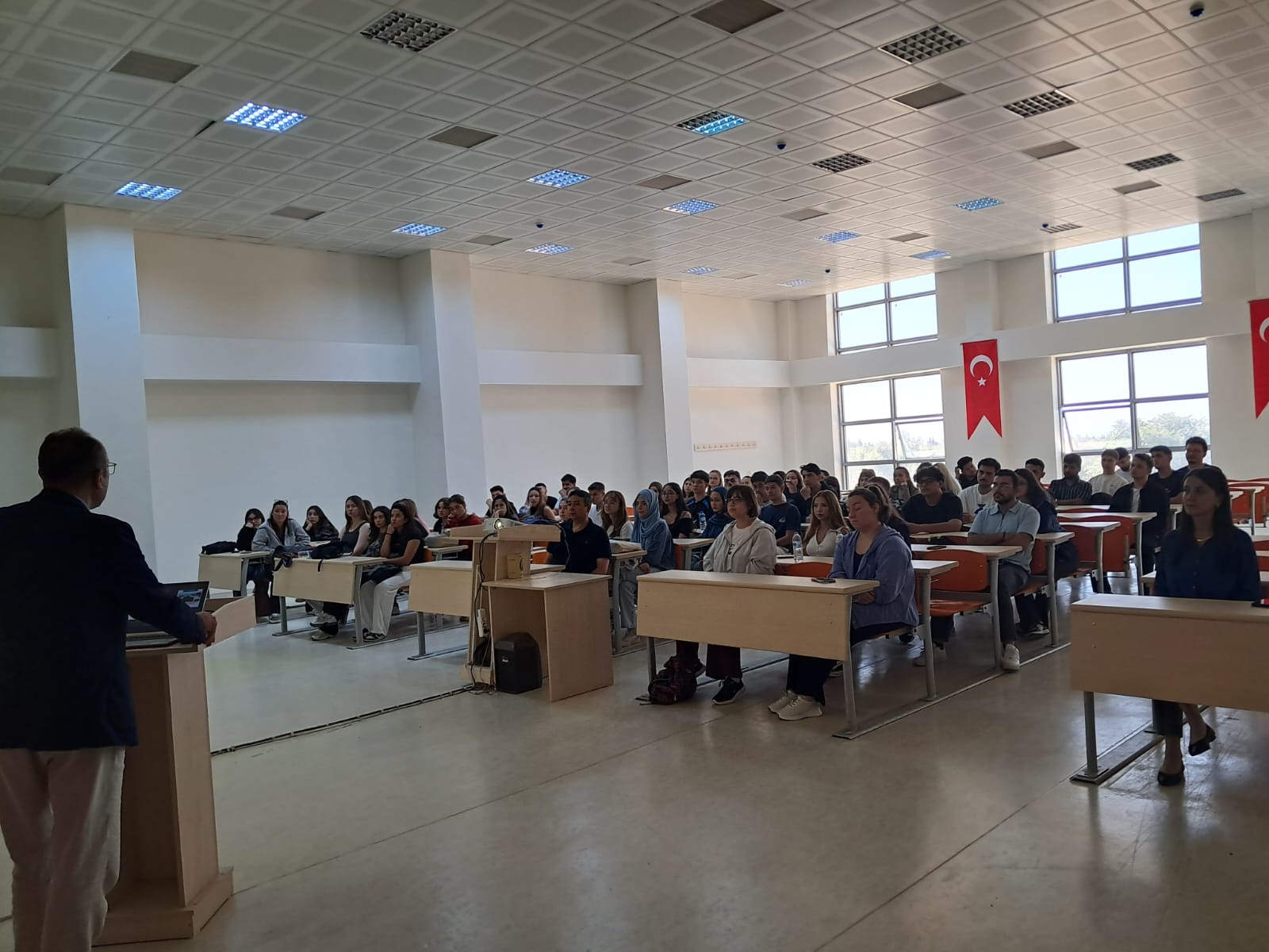 Orientation Training Held for First-Year Students at Our Faculty.