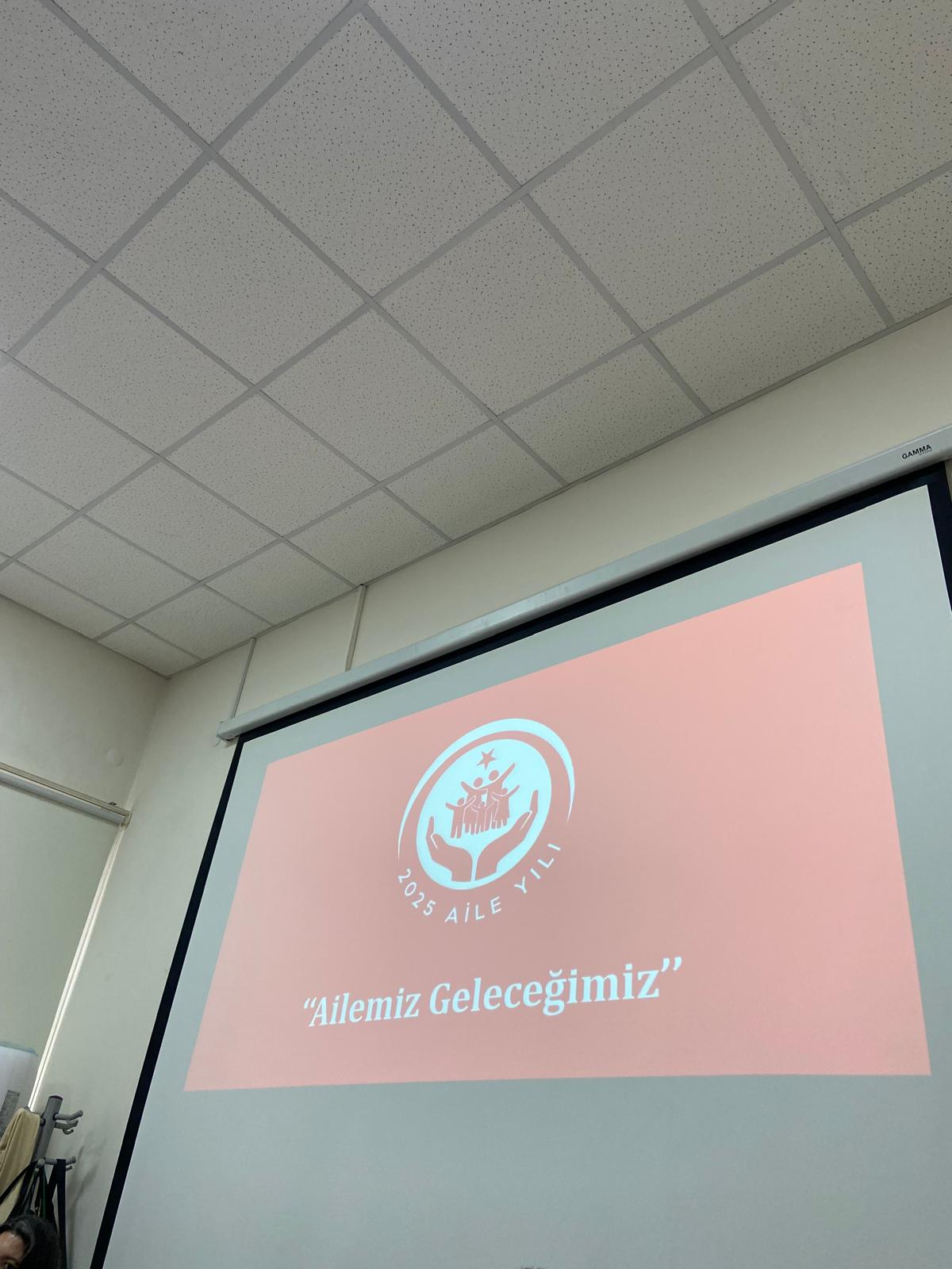  "Kadına Yönelik Şiddetle Mücadele Koordinasyon, İzleme ve Değerlendirme Toplantısı"na, Balıkesir Üniversitesi Kadın ve Aile Çalışmaları Uygulama ve Araştırma Merkezi olarak katılım sağlandı 3