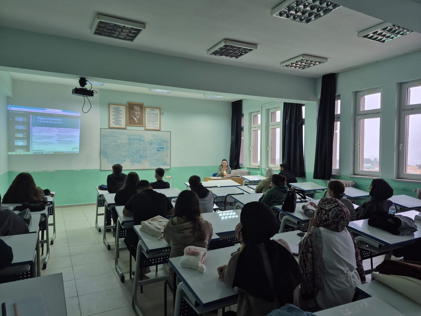 Dursunbey MYO İnşaat Bölümü Oryantasyon Eğitimi ve KAP Rehberi Bilgilendirmesi