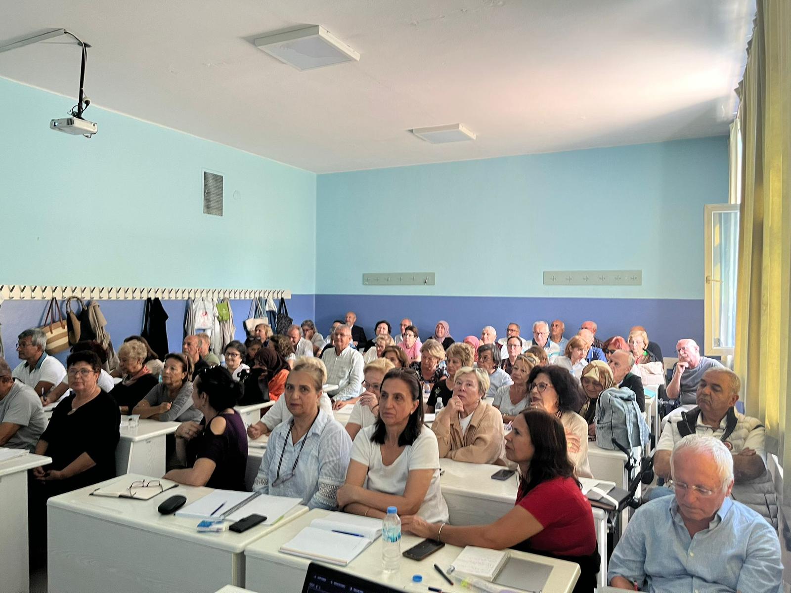 “Tazelenen” Zihinler, Dolu Sınıflar: BAÜN Tazelenme Üniversitesinde Yeni Dönem Başladı 3
