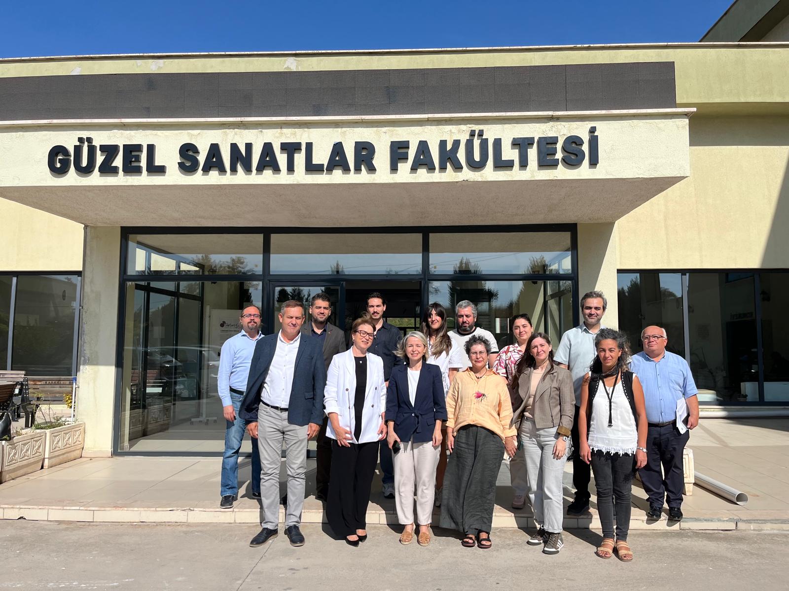 Fakültemiz Danışma Kurulu, 2025-2026 Eğitim-Öğretim yılının ilk toplantısını gerçekleştirdi. 