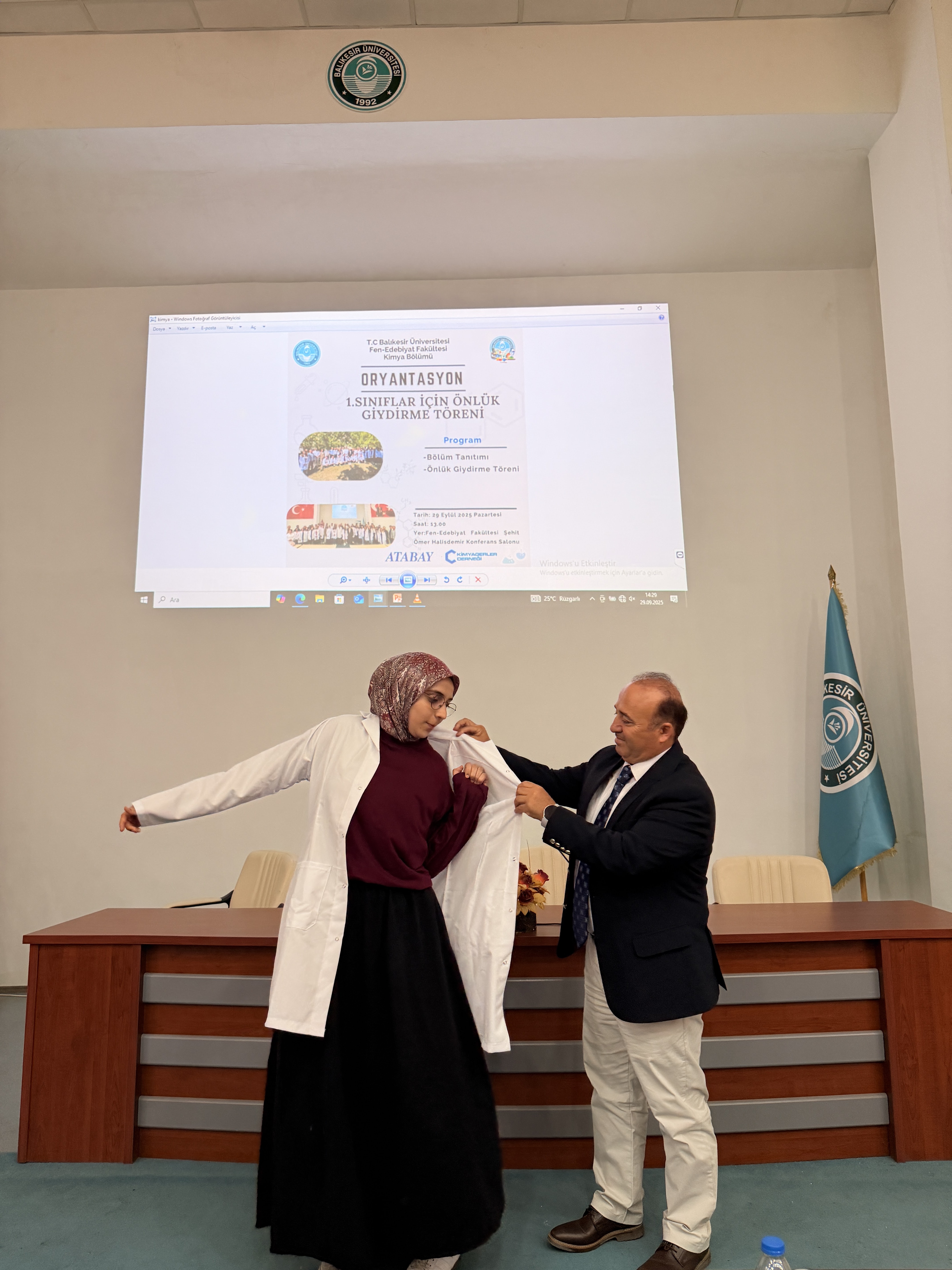 Kimya Bölümümüzde Oryantasyon Programı ve Önlük Giydirme Töreni Gerçekleştirildi 7