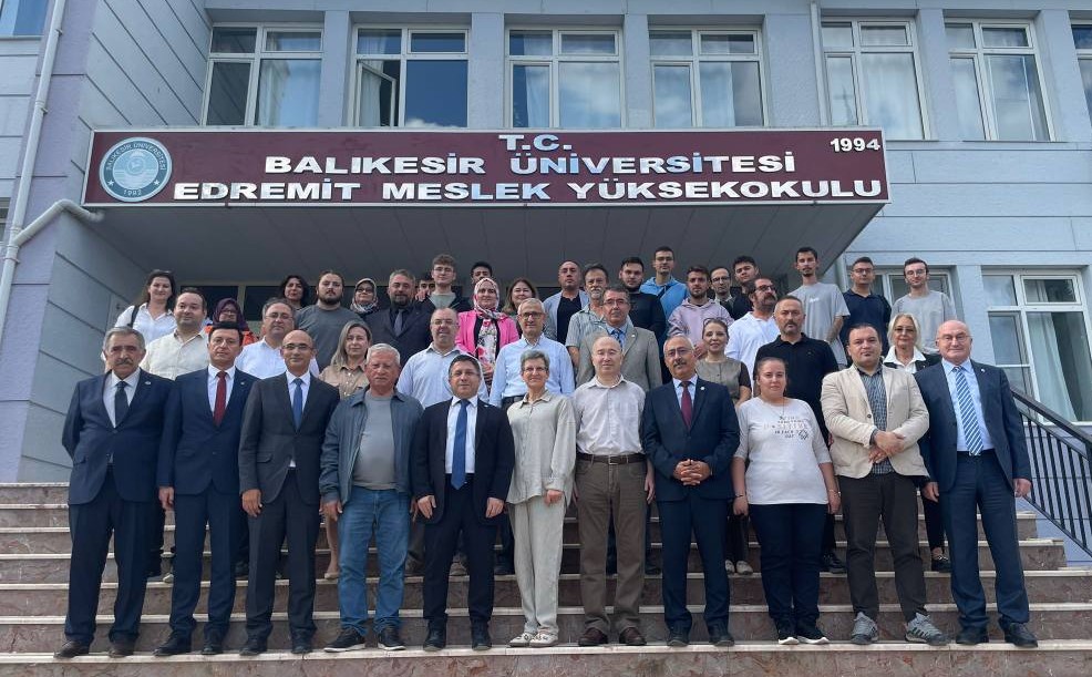 BAÜN'e Anlamlı Bağış Efe Berk Sakin’in Adı Yaşatılacak 5