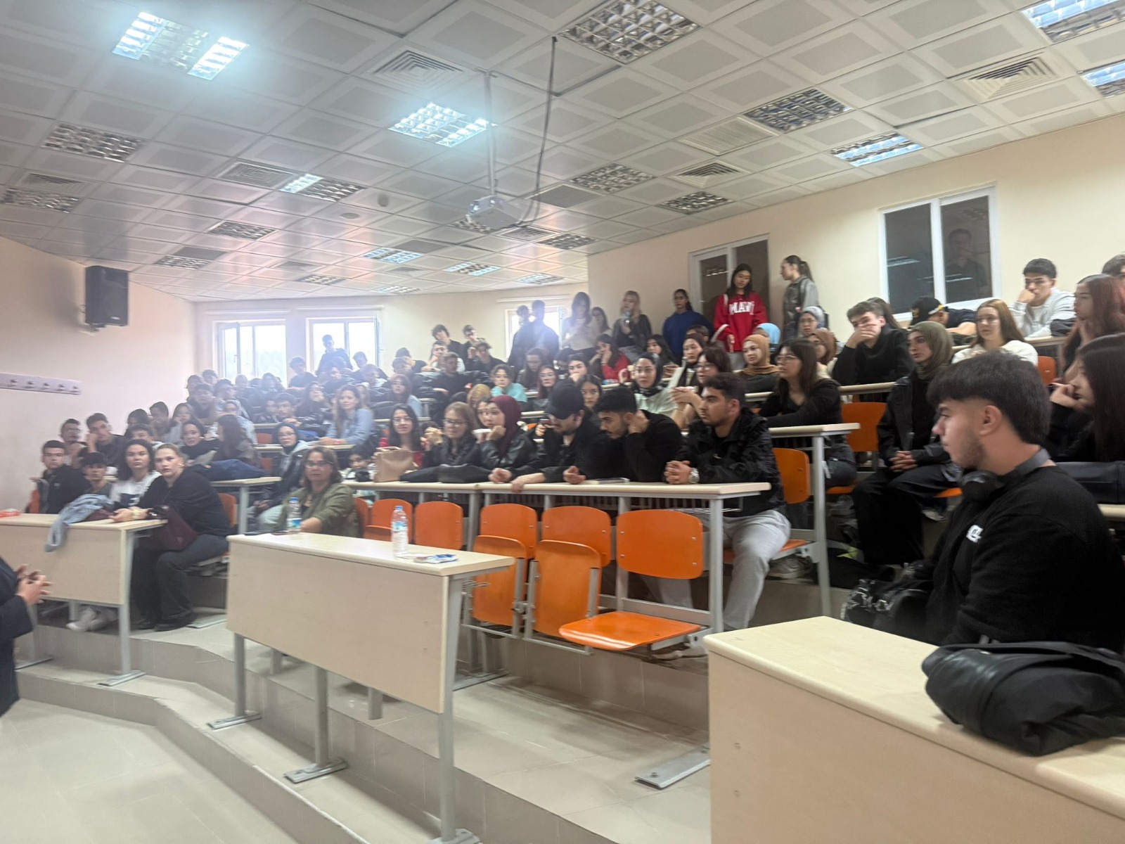 Balıkesir MYO’da Müdür-Öğrenci Buluşmaları Gerçekleştirildi 2