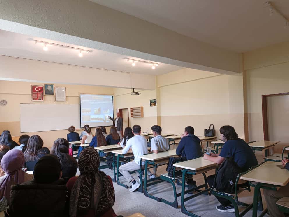 Havran Meslek Yüksekokulunda Oryantasyon Eğitimi Toplantısı 5