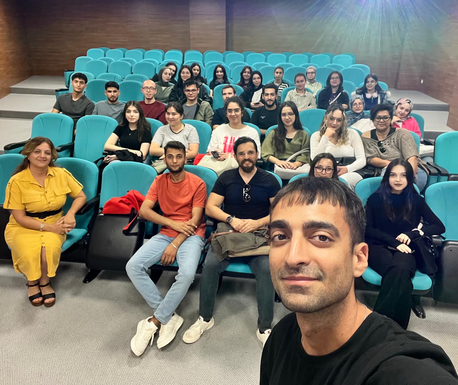 Hemşirelik Öğrencilerine Kütüphane Oryantasyon Eğitimi 2