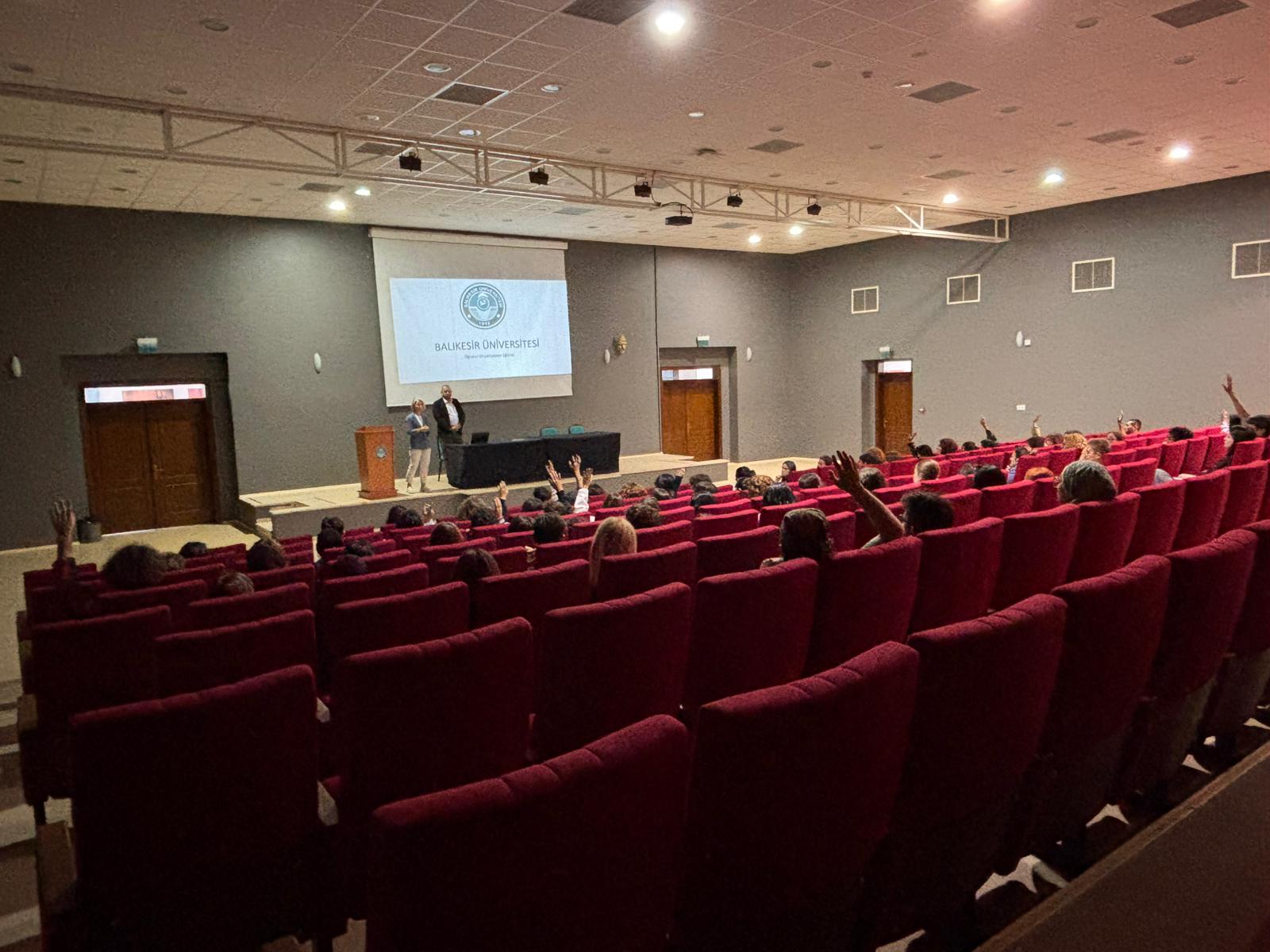 Fakültemizde 2025-2026 Eğitim Öğretim Yılı Oryantasyon Eğitimi Gerçekleşmiştir 4