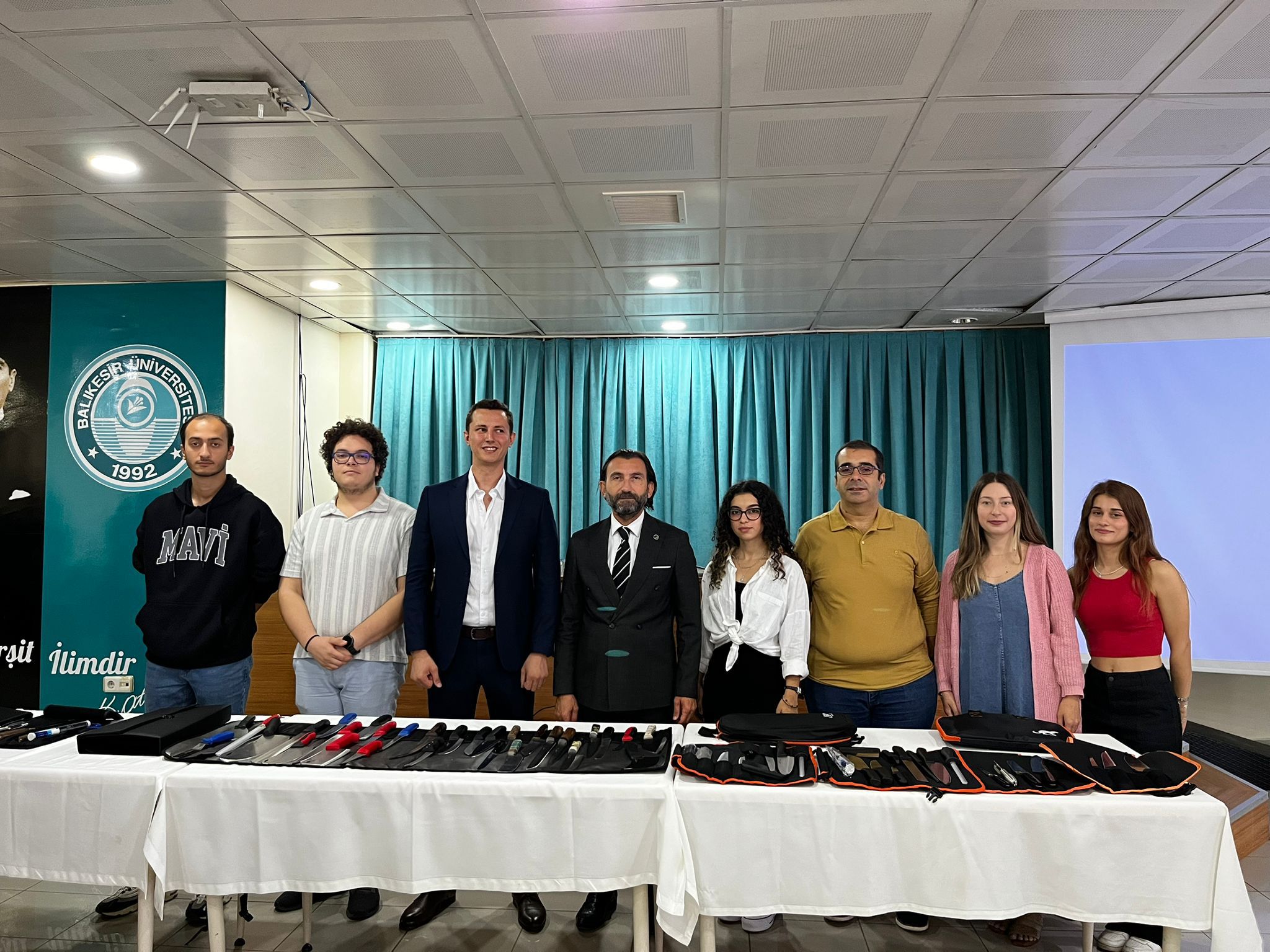 BAÜN BUBFA’da Gastronomi Öğrencileri Bıçak Kullanımı ve Bakımının İnceliklerini Öğrendi 3
