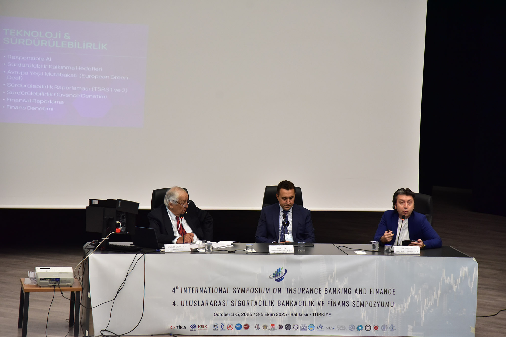 “4. Uluslararası Sigortacılık, Bankacılık ve Finans Sempozyumu” BAÜN Ev Sahipliğinde Gerçekleştiriliyor 13