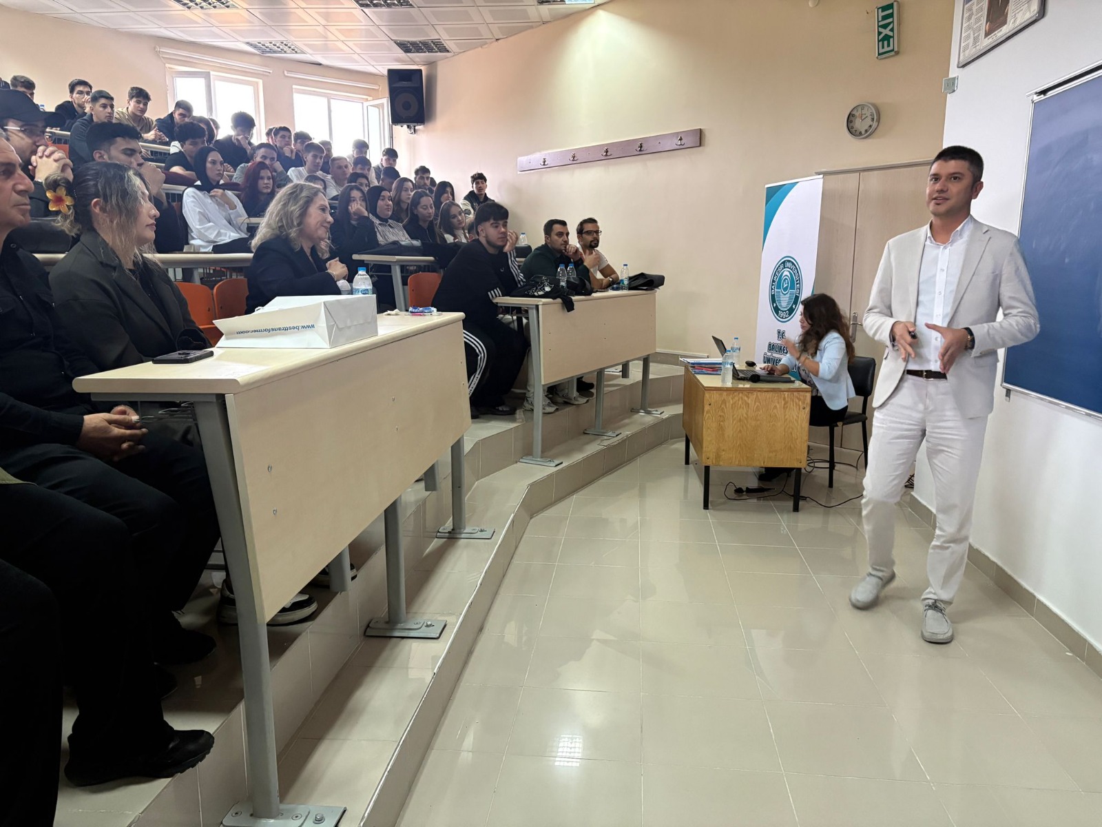 BEST İK MÜDÜRÜ ZAFER MİZAN İLE AÇILIŞ DERSİ KONFERANSINA KATILIM 1