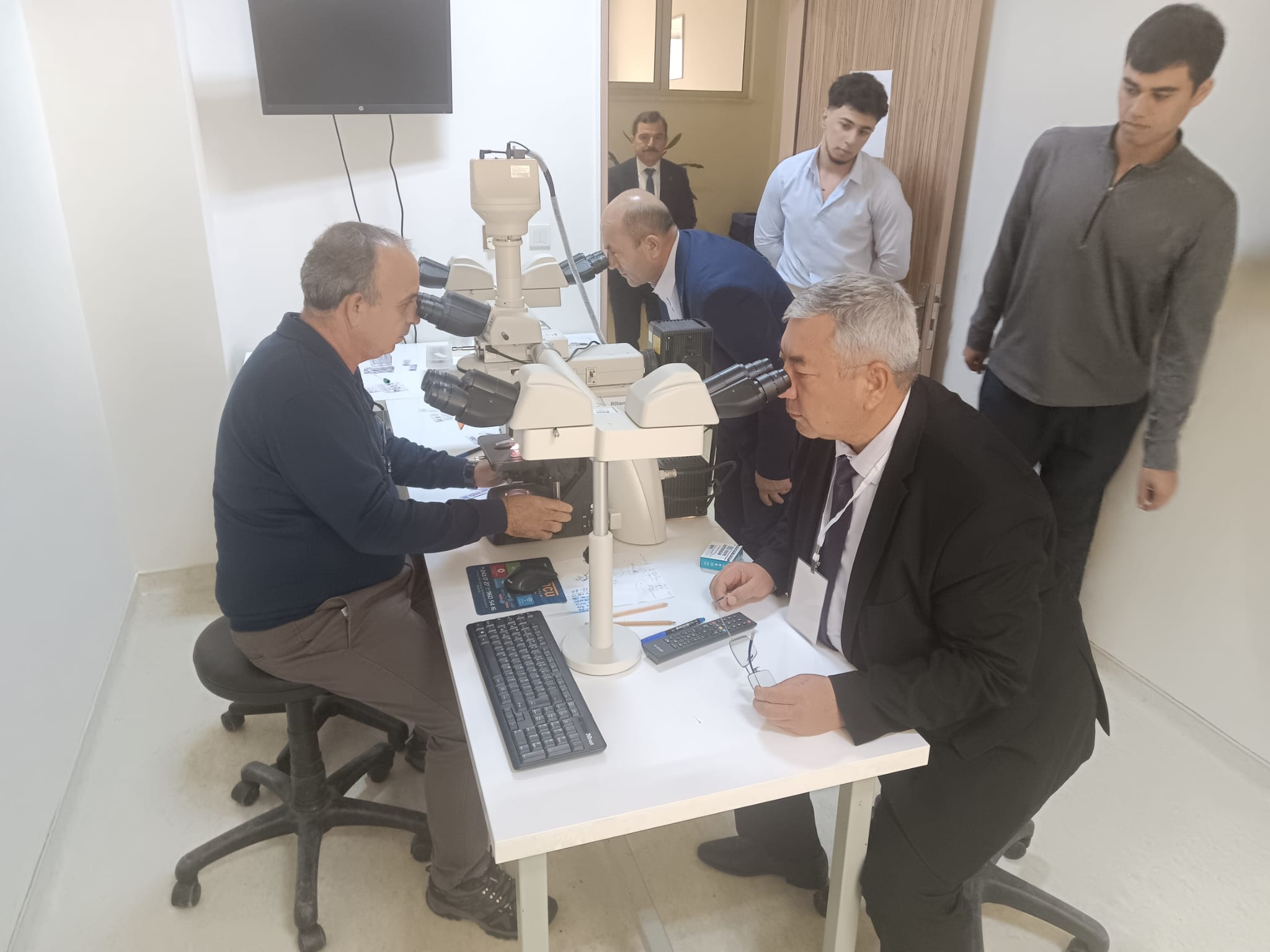 International Visit to Our Faculty 1