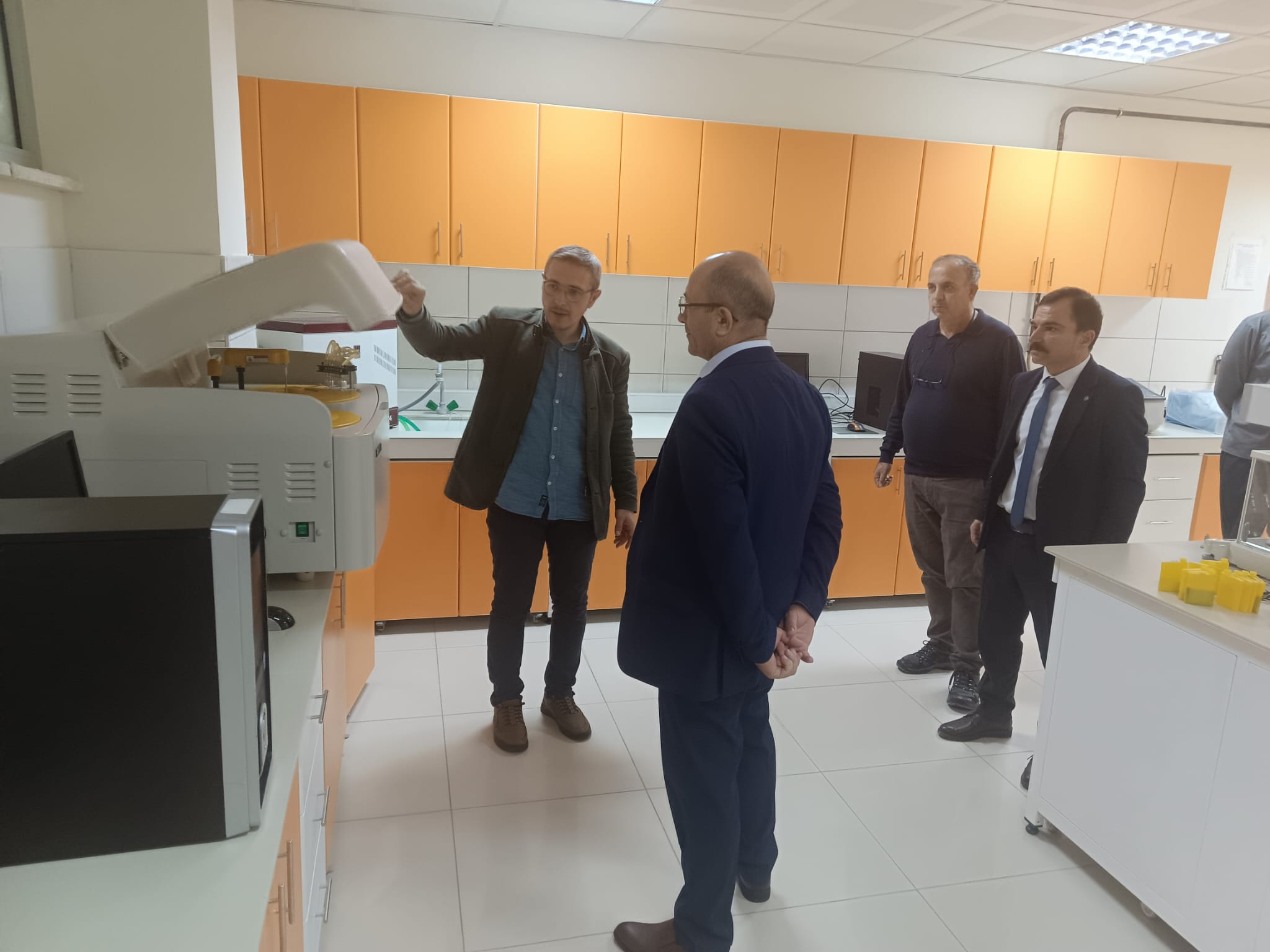 International Visit to Our Faculty 6