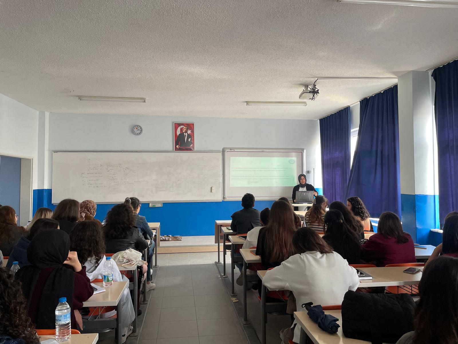 Öğrencilerimize Kurumsal Akreditasyon Programı (KAP) kapsamında Öğrenci Geri Bildirim Toplantısı Gerçekleştirildi 3