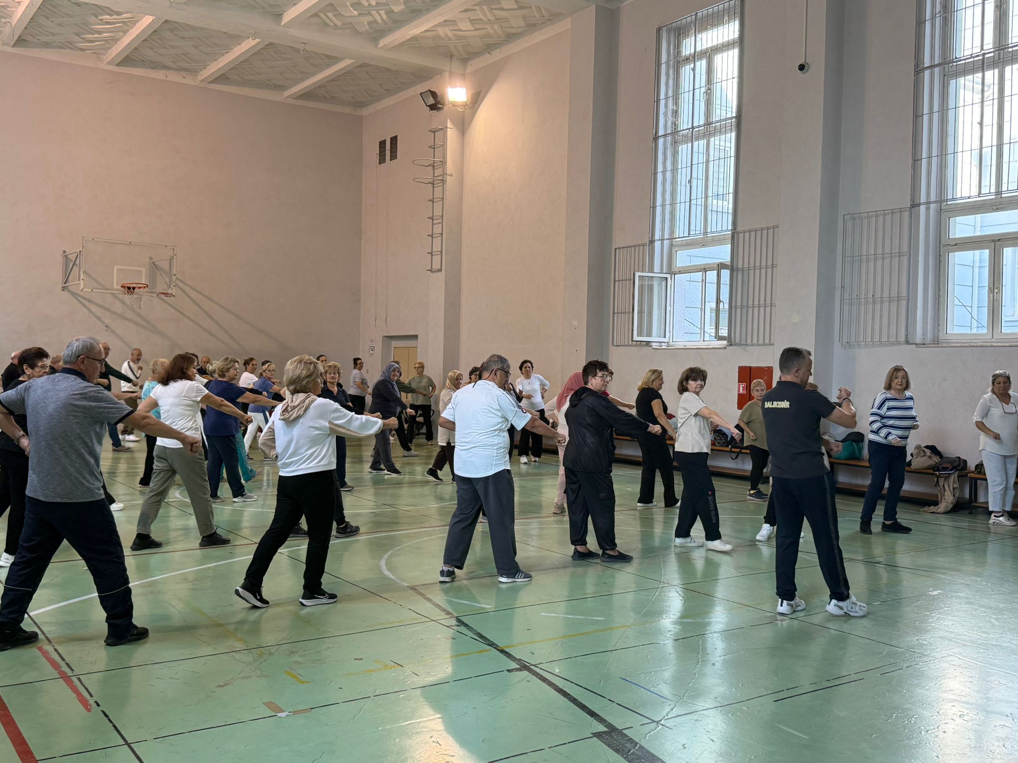 Tazelenme Üniversitesi Projesi Koordinasyon Ofisi Spor Dersleri Devam Ediyor 2