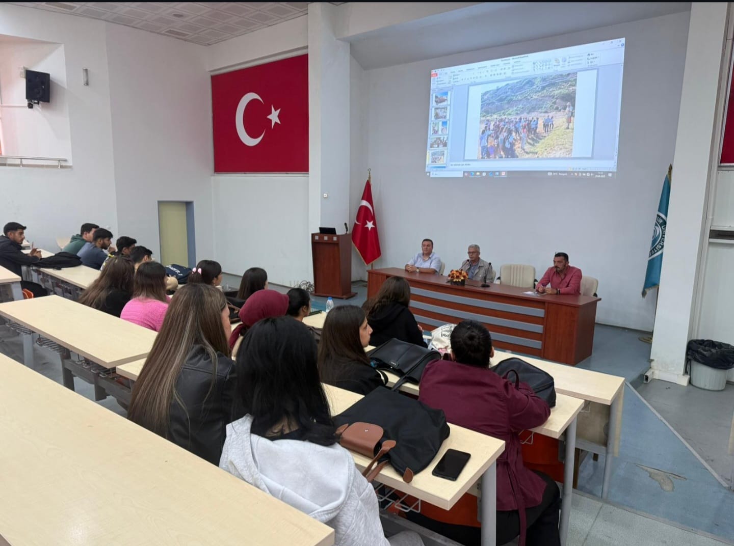 An Orientation Program Was Held in Our Department 1