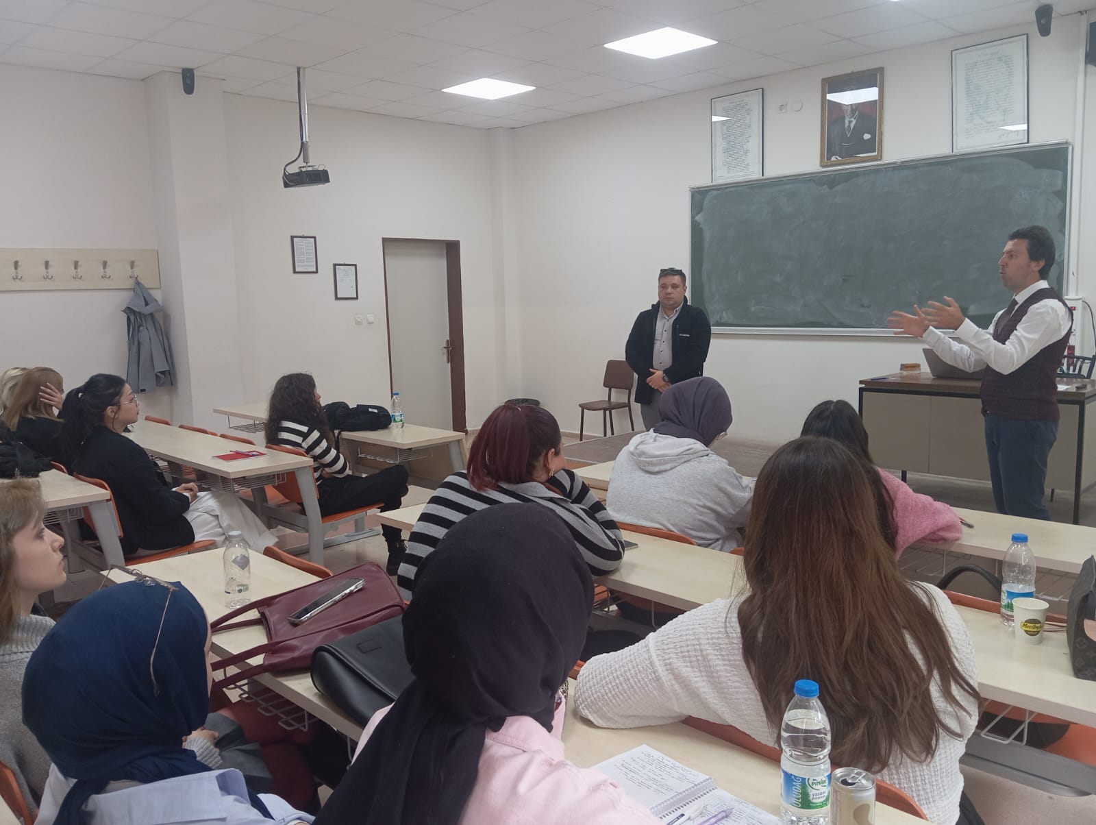 Bölümümüz Mezunlarından Gökhan PİLAVCI, Rekreasyon Yönetimi Bölümü 1. Sınıf Öğrencileri ile Bir Araya Geldi 2