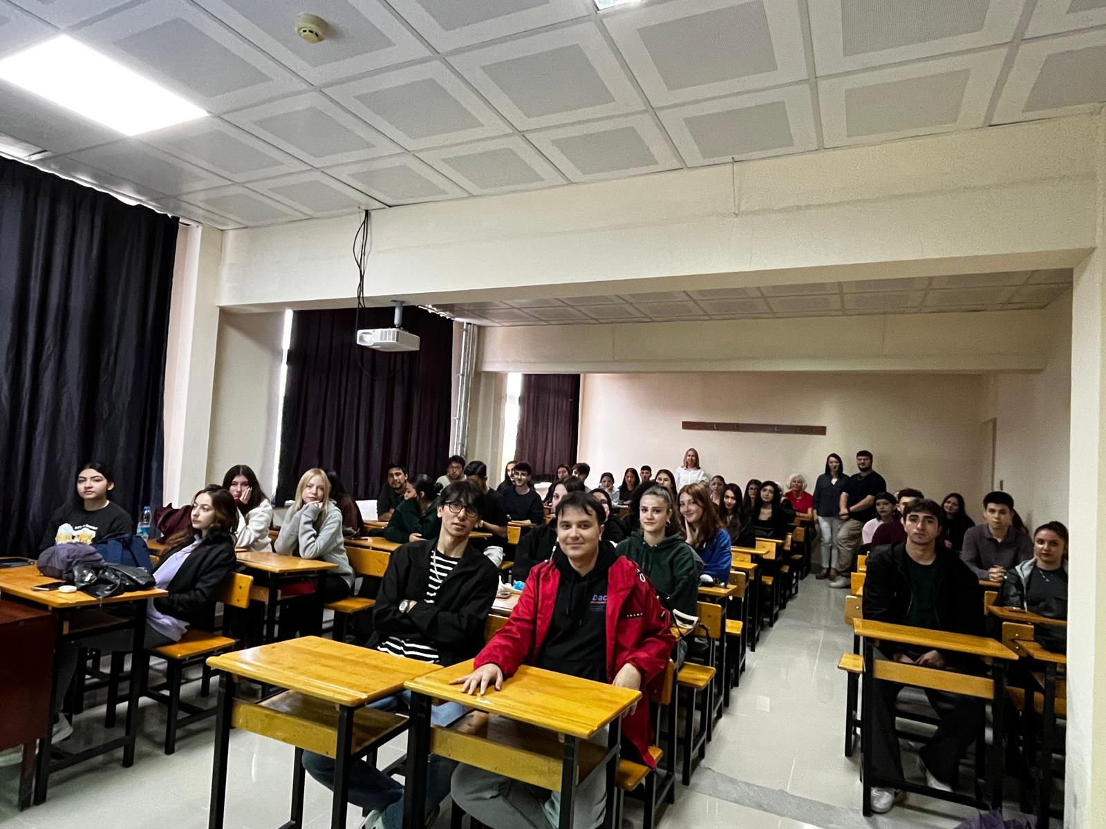 2025-2026 Tasarım Bölümü 1. Sınıf Oryantasyon Eğitimi 2