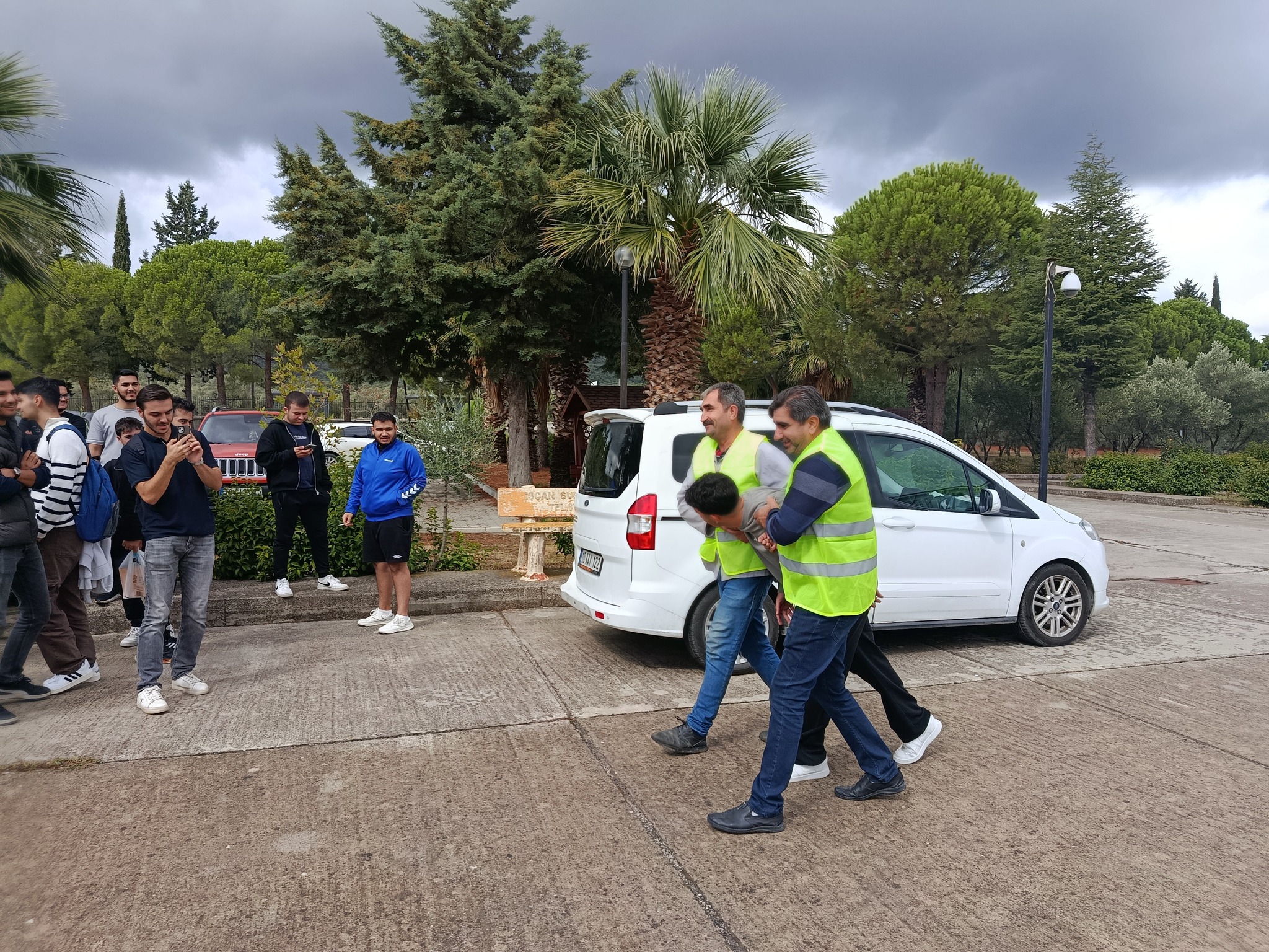 An Earthquake, Evacuation, and Firefighting Drill Was Held at Our Vocational School 2