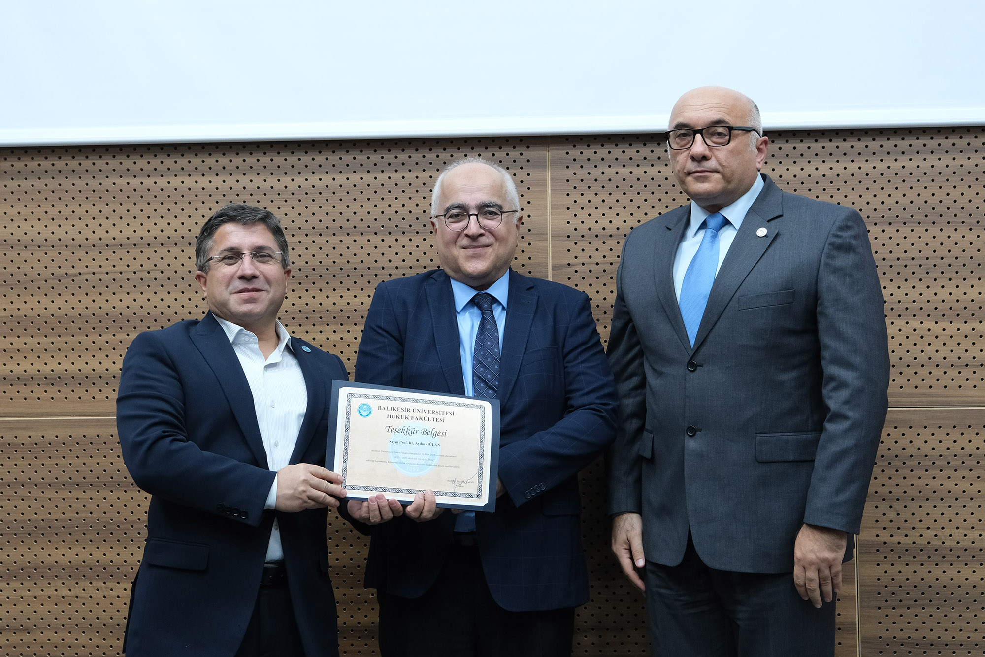 BAÜN Hukuk Fakültesi Yeni Akademik Yıla Prof. Dr. Aydın Gülan’ın Açılış Dersiyle Başladı 8