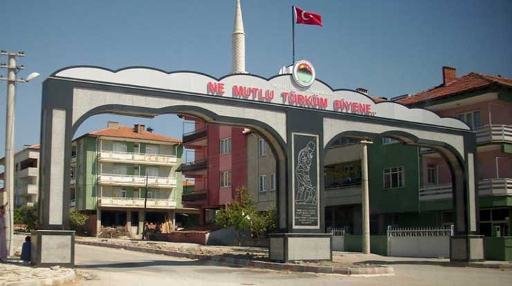 Savaştepe ilçe girişi