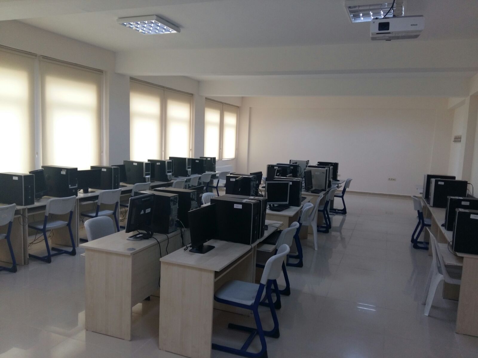 Savaştepe MYO Bina Görünümü 5