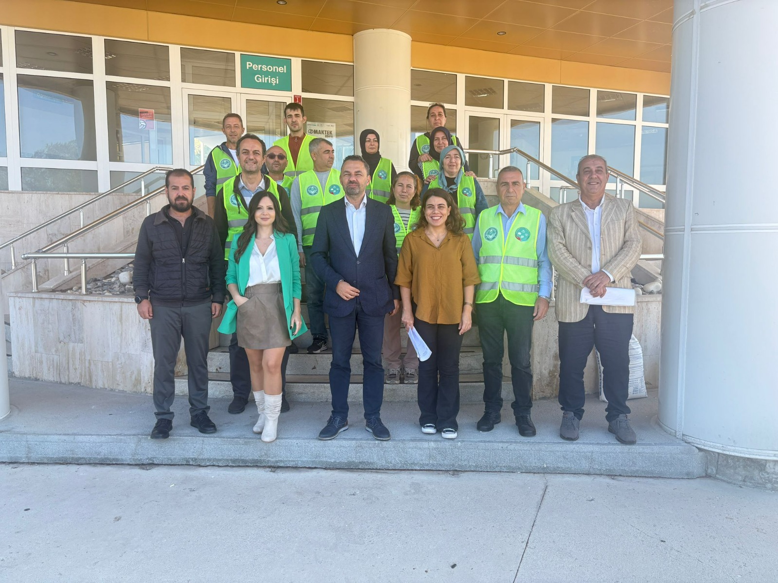 DEPREM, TAHLİYE VE YANGIN SÖNDÜRME TATBİKATINA KATILIM