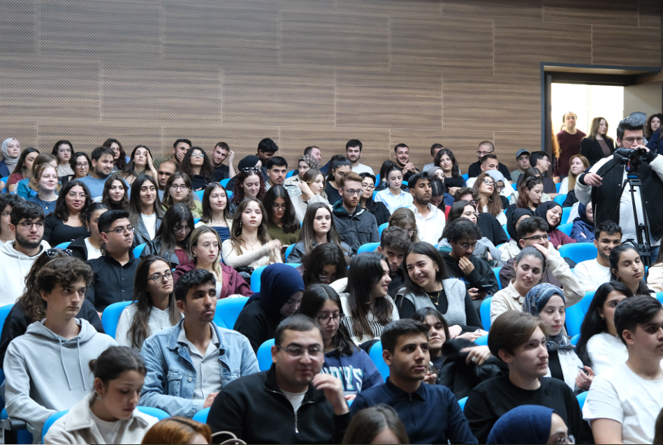 BAÜN Hukuk Fakültesi Yeni Akademik Yıla Prof. Dr. Aydın Gülan'ın Açılış Dersiyle Başladı 5