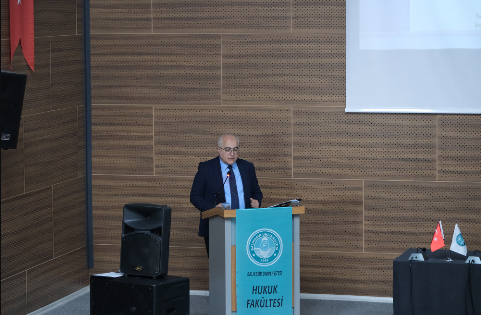 BAÜN Hukuk Fakültesi Yeni Akademik Yıla Prof. Dr. Aydın Gülan'ın Açılış Dersiyle Başladı 8