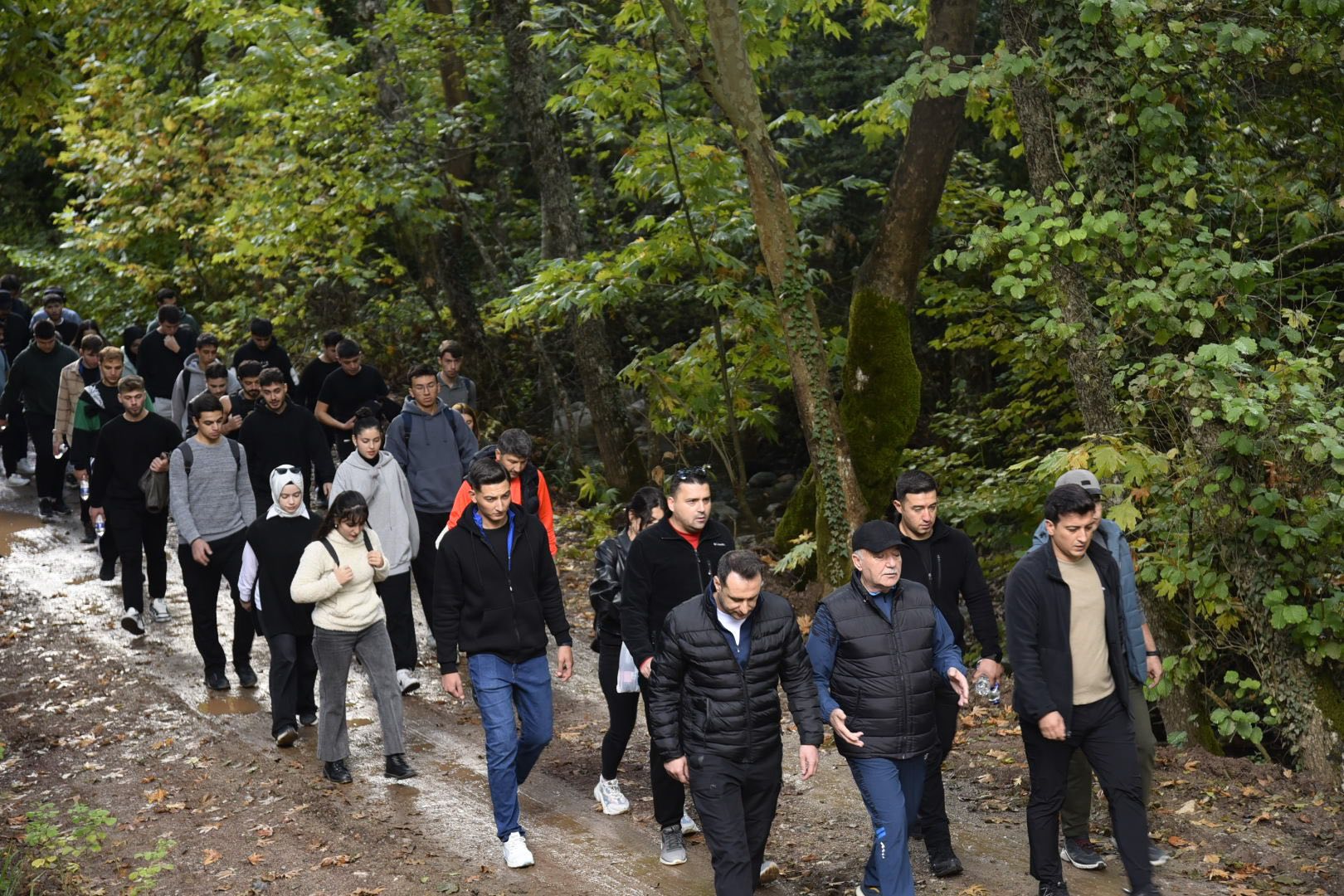 Dursunbey’in Eşsiz Doğasında Dursunbey MYO Öğrencileriyle Doğa Yürüyüşü 3